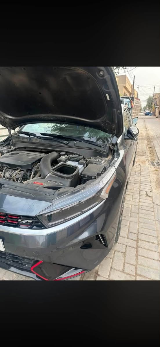 فورتي ٢٣ أمريكي بيه بس قطع وحده جاملغ خلفلي مكينه ١٦٠٠٠تيربو دبل اكزوز صوت رياضي شوته رياضي  فول موصفات عده الفتحه شفتات بل استريت باقي موصفات هواي بيع بل نقد وعادي مقدمه  زينه ***********

