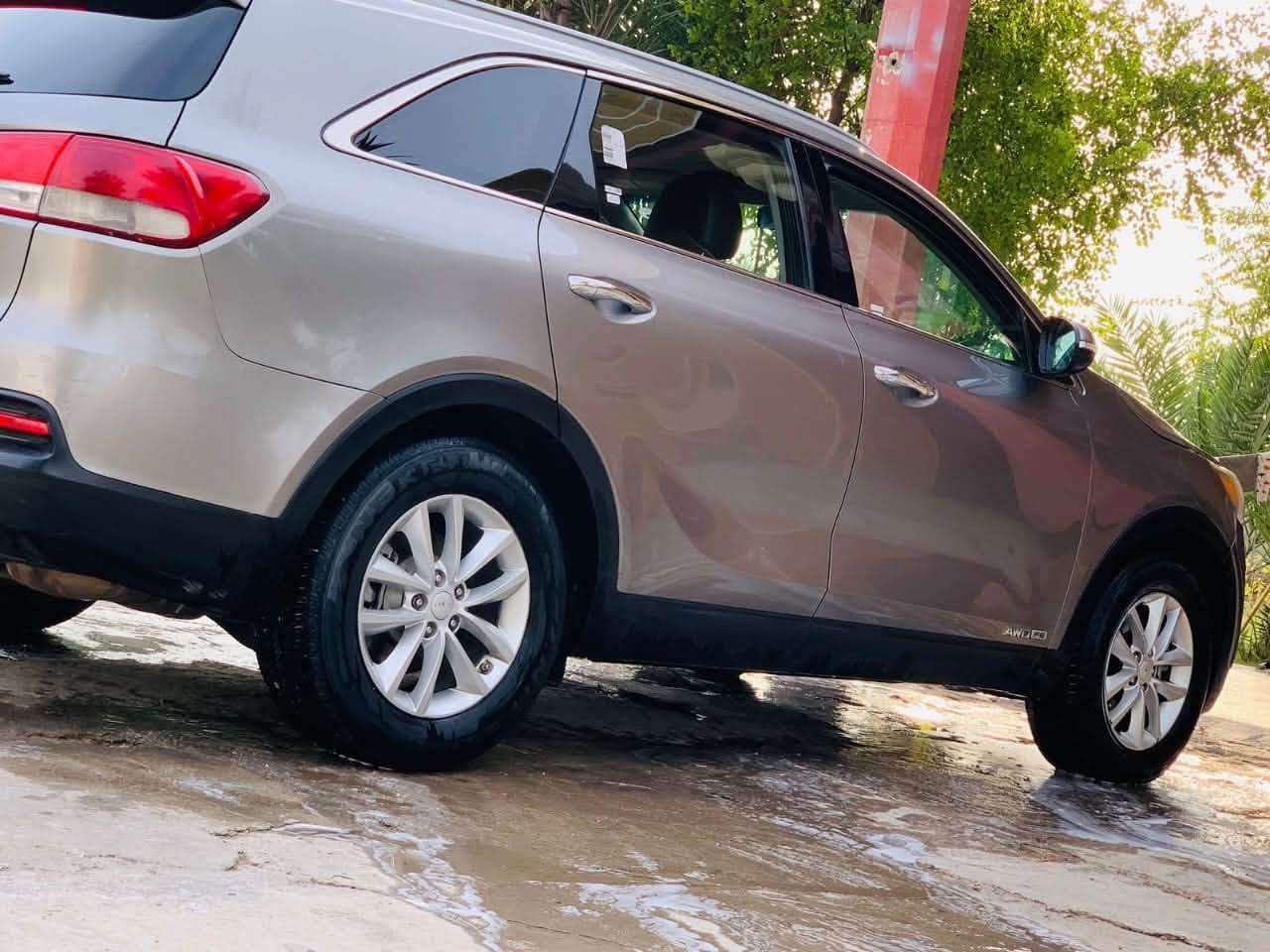 سورنتو موديل 2018 بيها الحادث بنيد فقط 

محرك 6 سلندر 

7 راكب 
موصفات نص فول 

بغداد الدوره ….شرط الكير المحرك التبريد سياره مال بيت وجناي للاتصال على صاحب سياره اني مكلف السعر 160 وبي مجال

‭***********‬

‭***********‬
