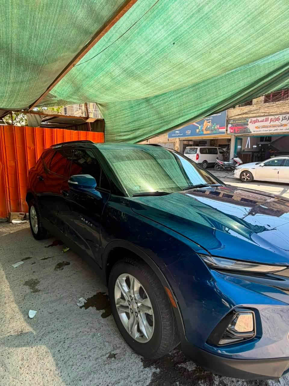 بلايزر 
موديل 2022 
رقمها اربيل حلو 
فول عدا الفتحه 
مكينه 2000 تيربو 4 سلندر 
السياره بدون صبغ فقط بوارد بيها 
بدون اي تبديل 
ماشيه 90 ميل 
صندوك كهرباء 
بصمه 
تدفئه كشن 
وتبريد قطعتين 
ترايها وين ميعجبك 
السعر 18.700$ وبيها مجال 
***********
سونار موجود تحب طبلي واتس ادزلكيا
