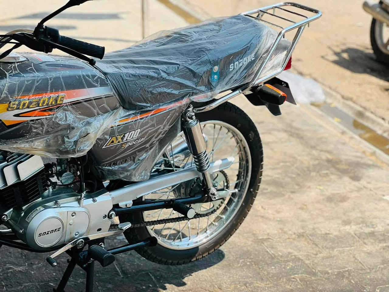 ماطور للبيع أخت زيرو صفر اسبووع واحد مشتغل نوع ماطور SOZOKE.  عنوان كركوك تازه
***********
