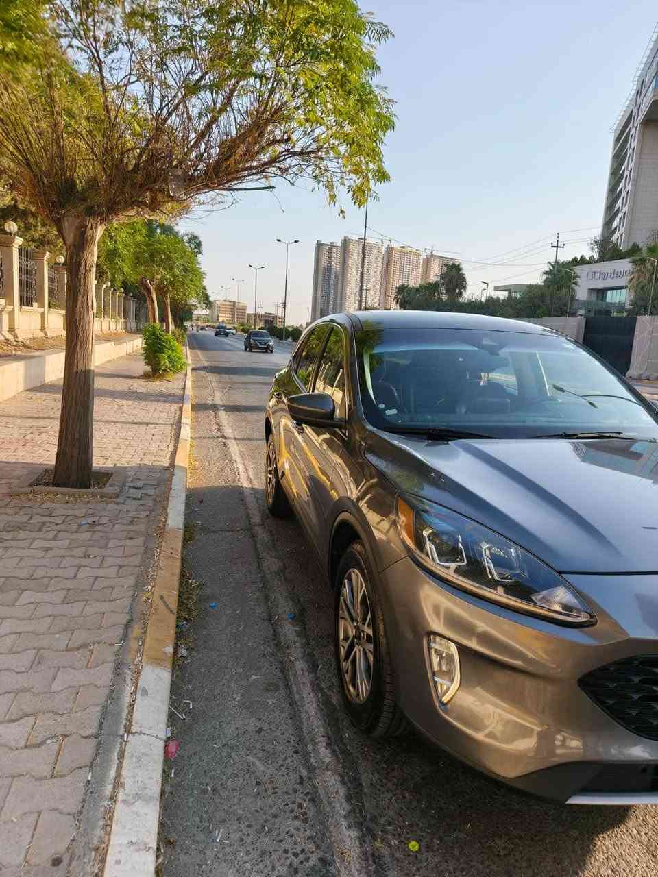 فۆرد ئیسکەپ ٢٠٢٢  ٤ پستن تۆربۆ قەپات مسفات  بێ پانۆرامە  
گێچ ئەلکترۆنی سندوق کارەبای  رادار
کوشین هیتەر و جلدە  سوکان هیتەر  ئاوێنە رادار 
دەبل ئەکسل بەسمە شغال  شاشە گەورە 
گێر مەکینە بەشەرت 
62 مایل رۆشتیە
یەک چامل سەکن بەبیلاد گۆرایە  
*********** أربيل, العراق

