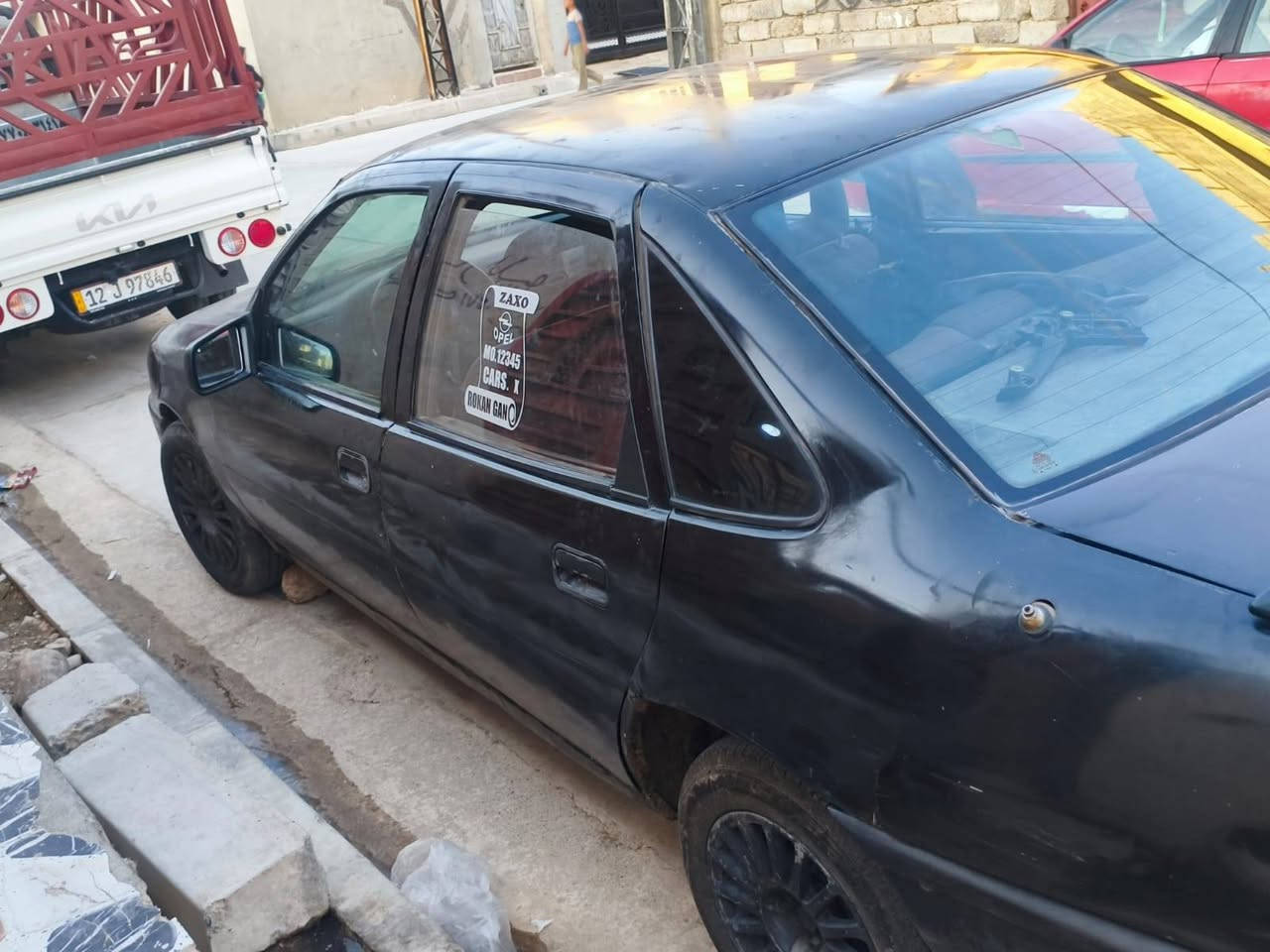 اوبل فكترا رقم ديالى مسطرة السياره بسمي هزه سنوية ما نافذة لل 28
محرك 16 جديد شرط 
وكير شرط 
ضفيره جديده 
داخل جديد بطانه ودشبول وكشنات من الحاوية 
    (((((......السعر . 27.....))))
وبيها مجال 
(((((......العنوان الموصل الايمن...)))
***********
***********
