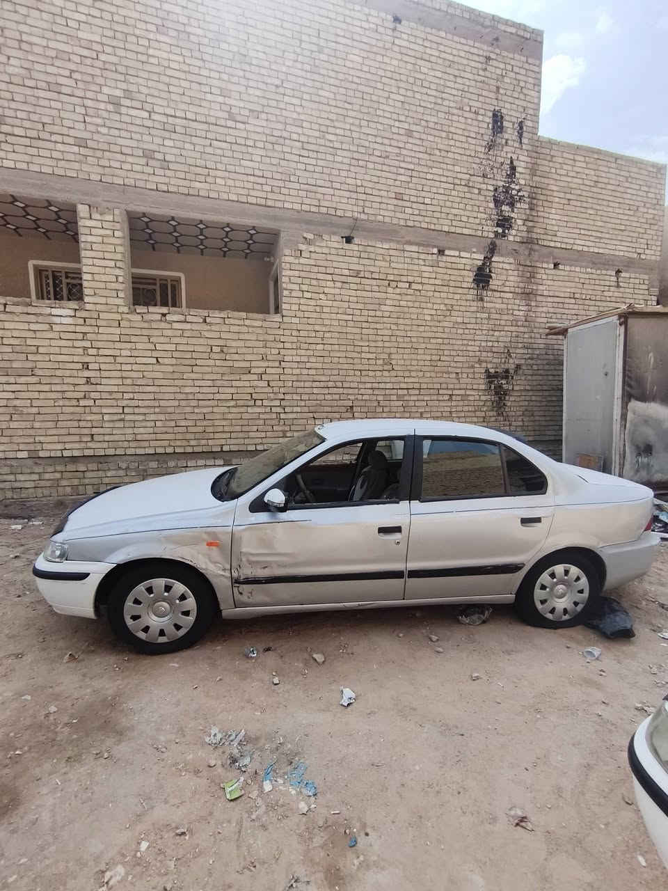 للبيع سمند سورن رقم بابل سنويته2027 راعيه ماوصله ابيع بدون راعي كير جديد محرك بي تبخير تبريده شغال تدفئه شغاله حدايه نص عمر تايرات جدد  ادسعر15 ورقه بي مجال مكاني كربلاء ***********
