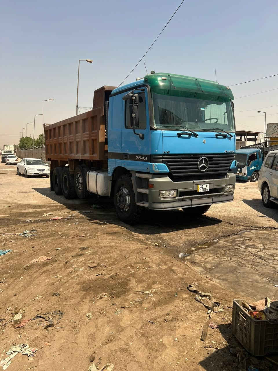 السلام عليكم اكتروز موديل 2002 محرك 43لاصرف ولابخار بلادي مامفتوح كير كهربائي مجموعه البي نص جي اف شاصي طويل بلادي مصبوغ شركات مضورب باج ومكفول من الضربه والفطر قمارتها بلاديه لاضربه ولاصبغ رقم بغداد باسمي تحويل مباشر للاتصال هذا رقمي ***********/***********

