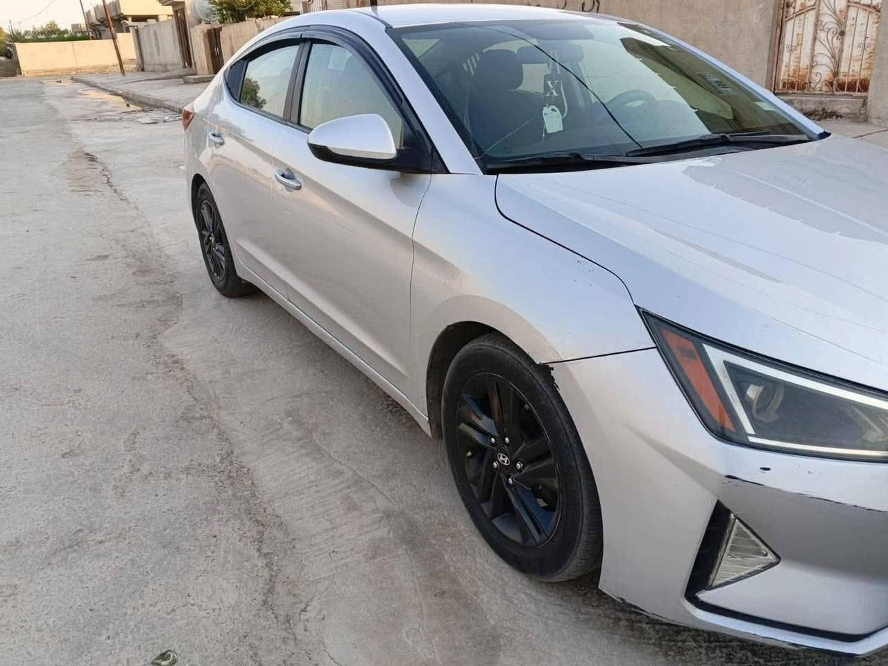 السلام عليكم النترا موديل 2019 رقم دهوك تبريد شغال السياره مابيها صبغ بيها بارد الجاملغ الورا السكن محرك 20 امريكي المحرك بدايت صرف كير توماتيك باقي التفاصيل اتصال//*********** بي واتساب السعر 124 بيها مجال
