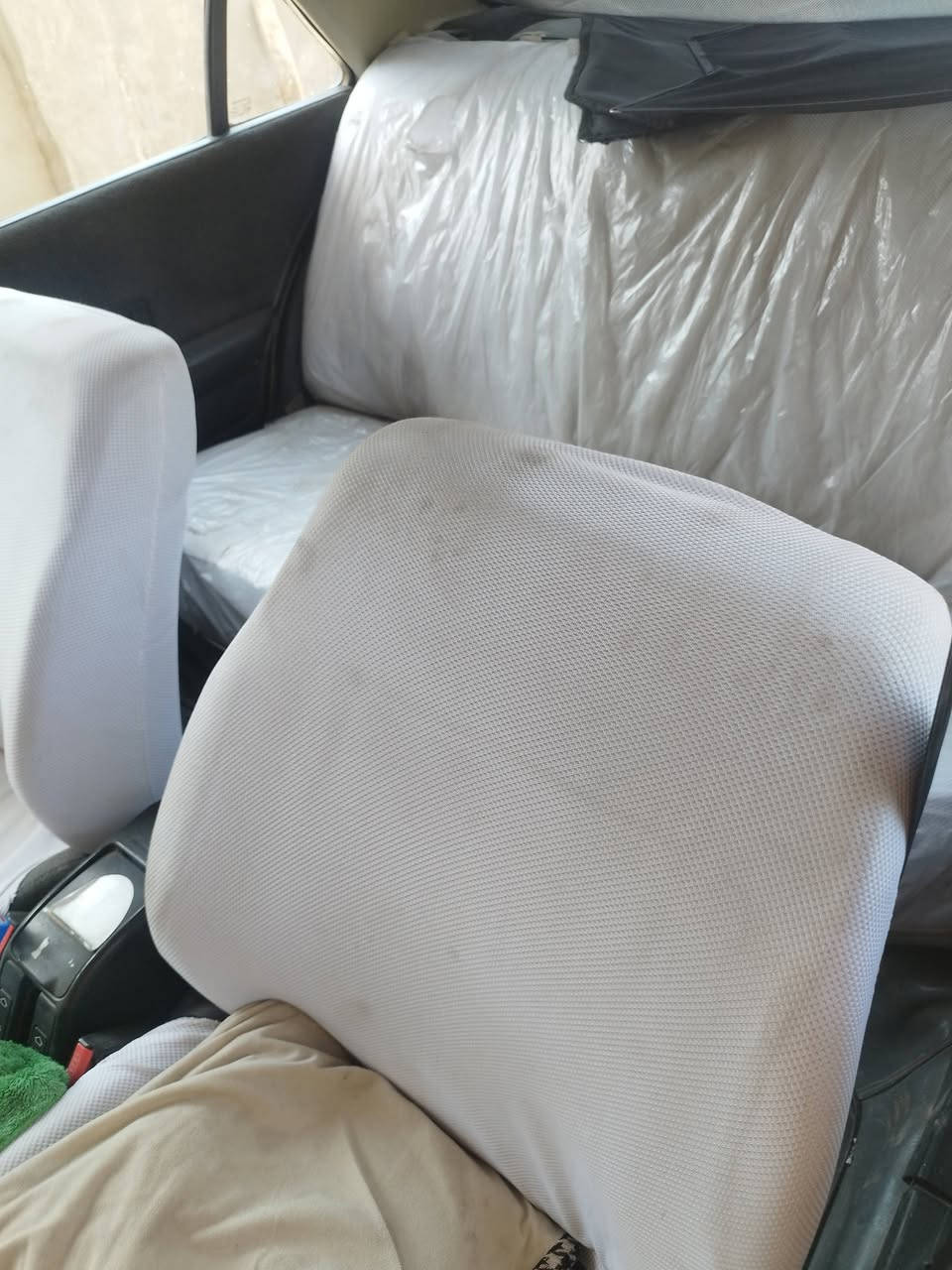 بيجو بارص 15سياره حلوه محدث مجمه تخم تاير سياره مفتربيه يطغ عليه هيه وغرامه 500تنزل من سعره. 25مكاني بابل ***********
