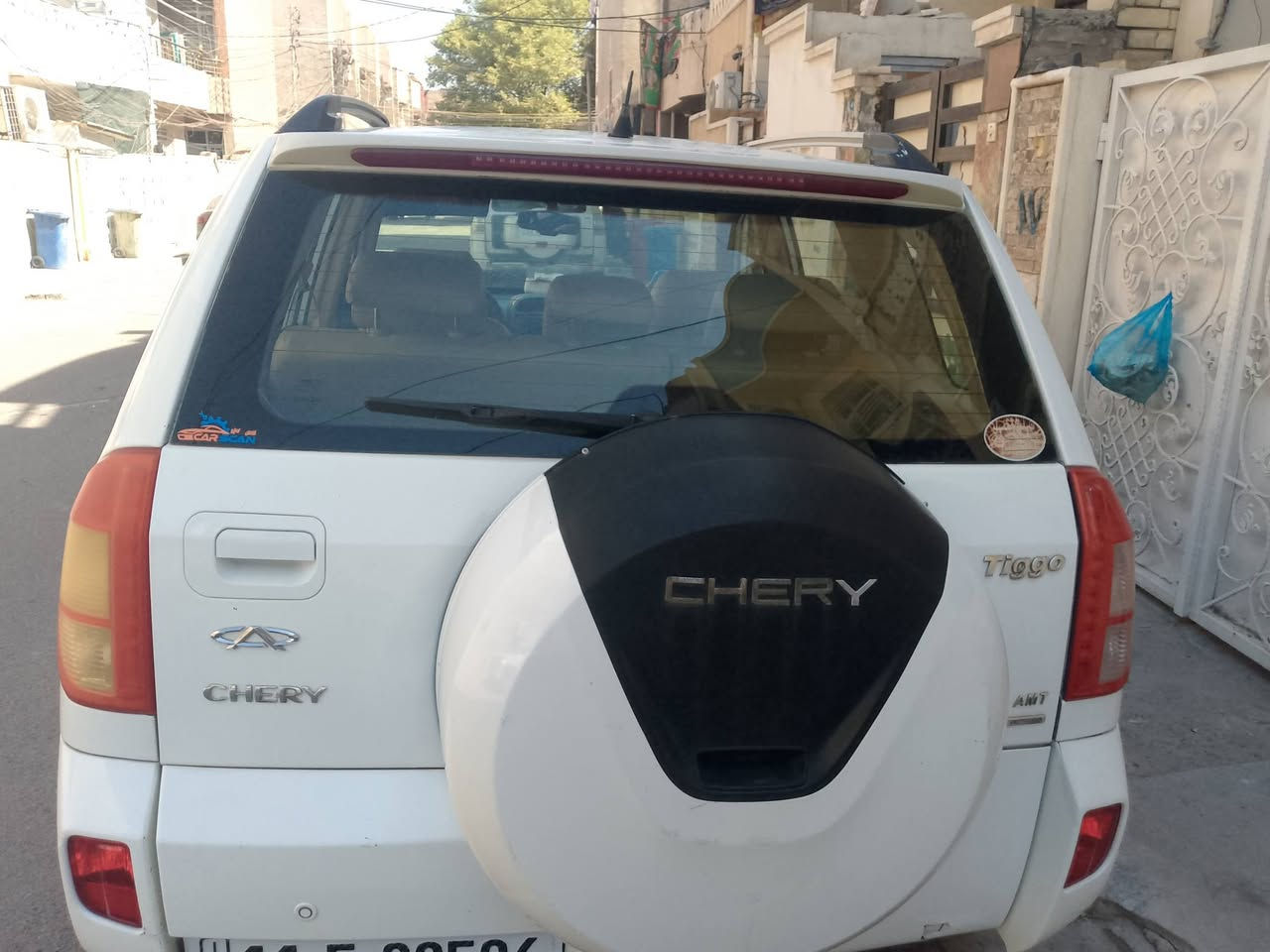 عندي تيكو 13اريد أبيعها رقمها بغداد تحويل اي يوم اعجبك نظيف داخل نظيف تبريد محرك كير  كهربائيات تاير  سعرها 51 ورقه وبيها مجال العنوان بغداد  رقم الهاتف ***********
