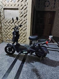 موطور شحن • بطاريات نضيفه • وحدة ١٠ ونص
