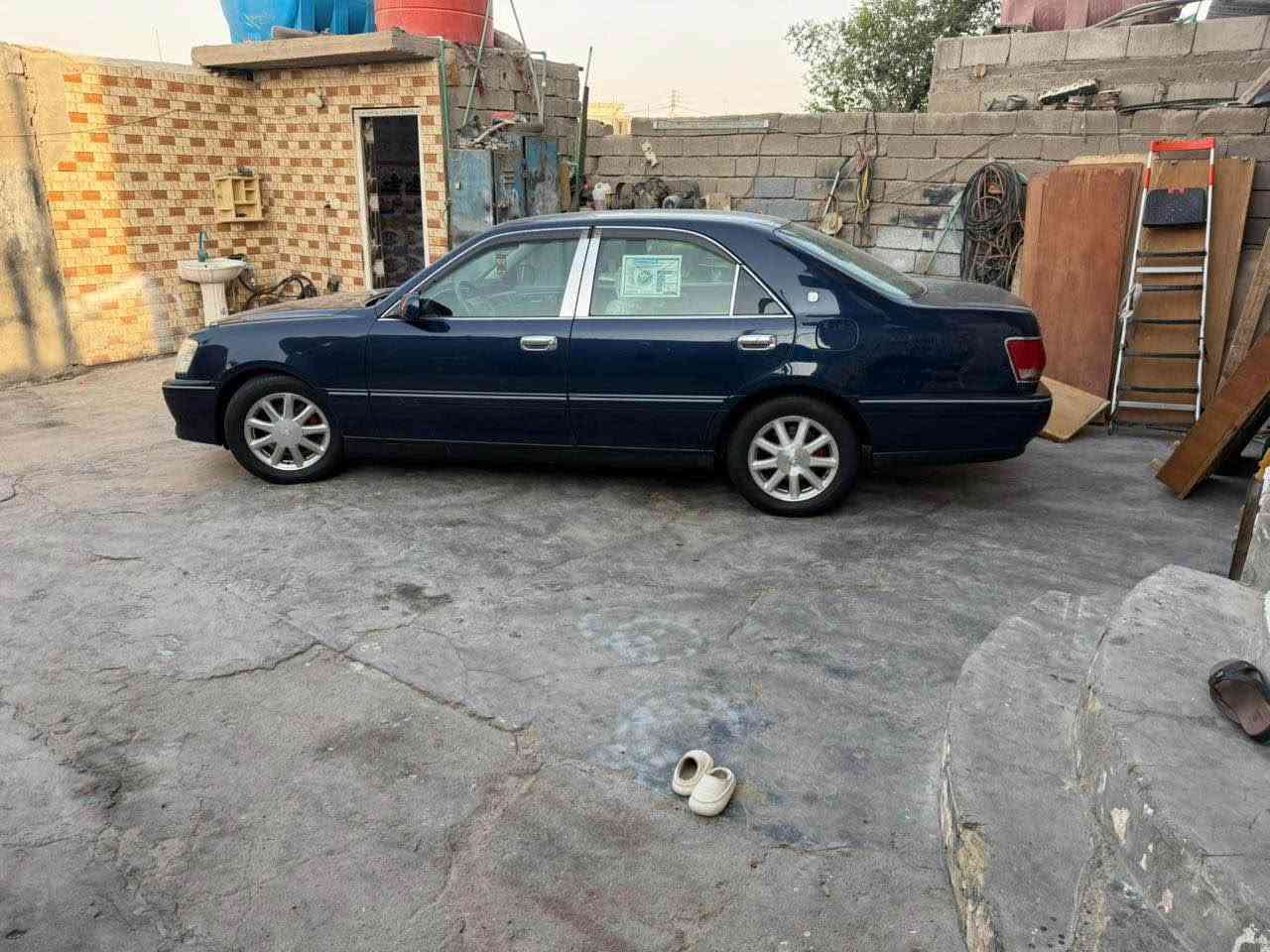 لبيع 🇯🇵🇯🇵 
جنون ملكه موديل 2001 سياره كفاله من الضربه والكص والنقل بيها فقط صبغ جاملغ بليابان سياره كلش جديده رقم بصره بسمي تحويل ثاني يوم موصفات اربع دكم برده ثلاجه تبريد خلفي امامي كله شغال جاهزه للخير من كير محرك 3000 مكاني بصره السعر 103 وبي مجال للشراي *********** البصرة, العراق
