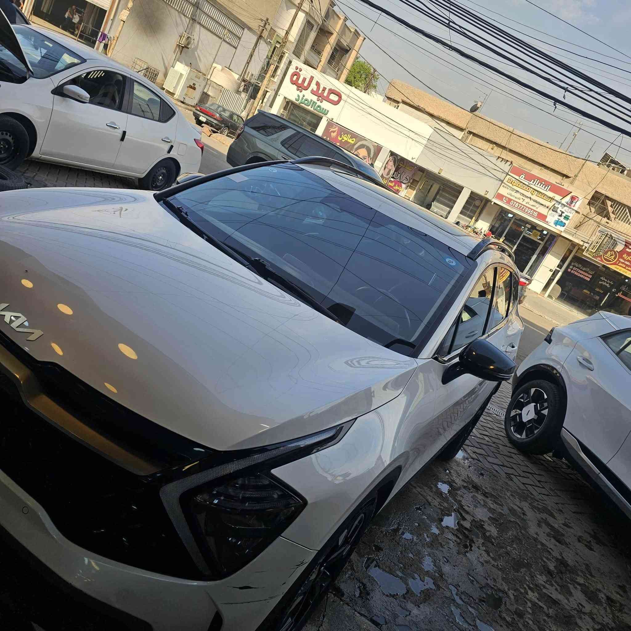 السلام عليكم للبيع سبورتج موديل 2022 خليجي وارد صين محرك 2000 تيربو السياره فول الفول اعلى فئة بالمواصفات ماشيه 49k السياره مكفوله كفاله عامه عدا شخط بسيط بالدعاميه السعر 33 مليون وبيه مجال أمانة الله السياره نضيفه وجديده إلى درجه مكان السياره بغداد الدوره ***********
