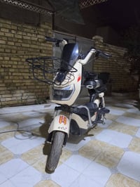 نظيفه • باتري • سوق الشيوخ