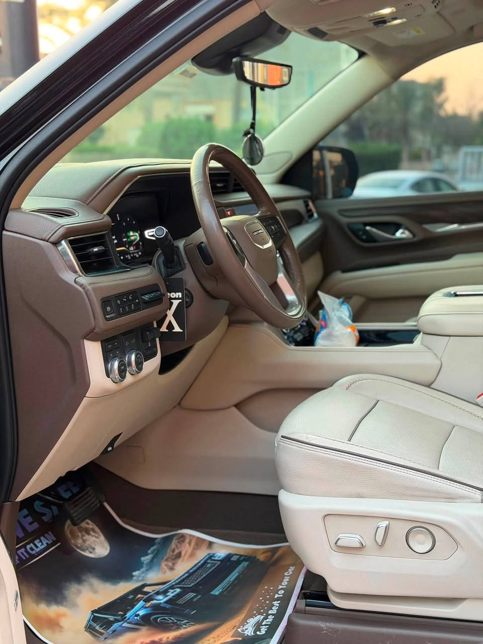 دينالي

GMC YUKON DENALI 2023

وكالة المنصور كفالة عامة  
وسونار موجود  السيارة مغلفة PPF جديدة اي نقص مابيها 
ماشية 80الف كيلو متر فقط 
السيارة  بحالة الوكالة 
مواصفات الدينالي المعروفة فول

 المــــــواصـــــفــــات :

- محرك V8 6200cc 
- شاشات خلفية مع hdmi
- تبريد ٣ قطع
- وايرلس كاربلاي
- مراية كامرة
- كامرات 360 درجة
- حساسات امامية خلفية
- تشغيل واطفاء اوتو
- ثلاجة توصل درجة حرارة سالب ٥
- رادار
- نضام المحافضة على المسار
- بلك كهرباء
- فور ويل وتو ويل تتحكم بي
- جكات
- هاندبريك كهربائي
- شاشة عرض معلومات على الجامة
- ستيرن كهرباء
- نقطة عمياء
- نضام مراقبة الدسكات
- نضام مراقبة فلتر الهواء
- بانوراما
- مستشعر كشنات خلفية
- كشنات vip منفصلة
- تصعيد وتنزيل كراسي الصف الثالث كهرباء
- كشنات تدفئة+تبريد
- كشنات خلفية تدفئة
- ستيرن تدفئة
- تشغيل عن بعد
- خزن وضعية الكراسي للسائق
- منافذ تايب سي امامي وخلفي وصف الثالث
- كشنات الوسط تنطوي كهربائي ويدوي
- نضام فتح الصندوق بواسطة القدم

للاستفسار : 
***********
***********
العنوان 
بغداد الوزيرية معرض الاخوين
