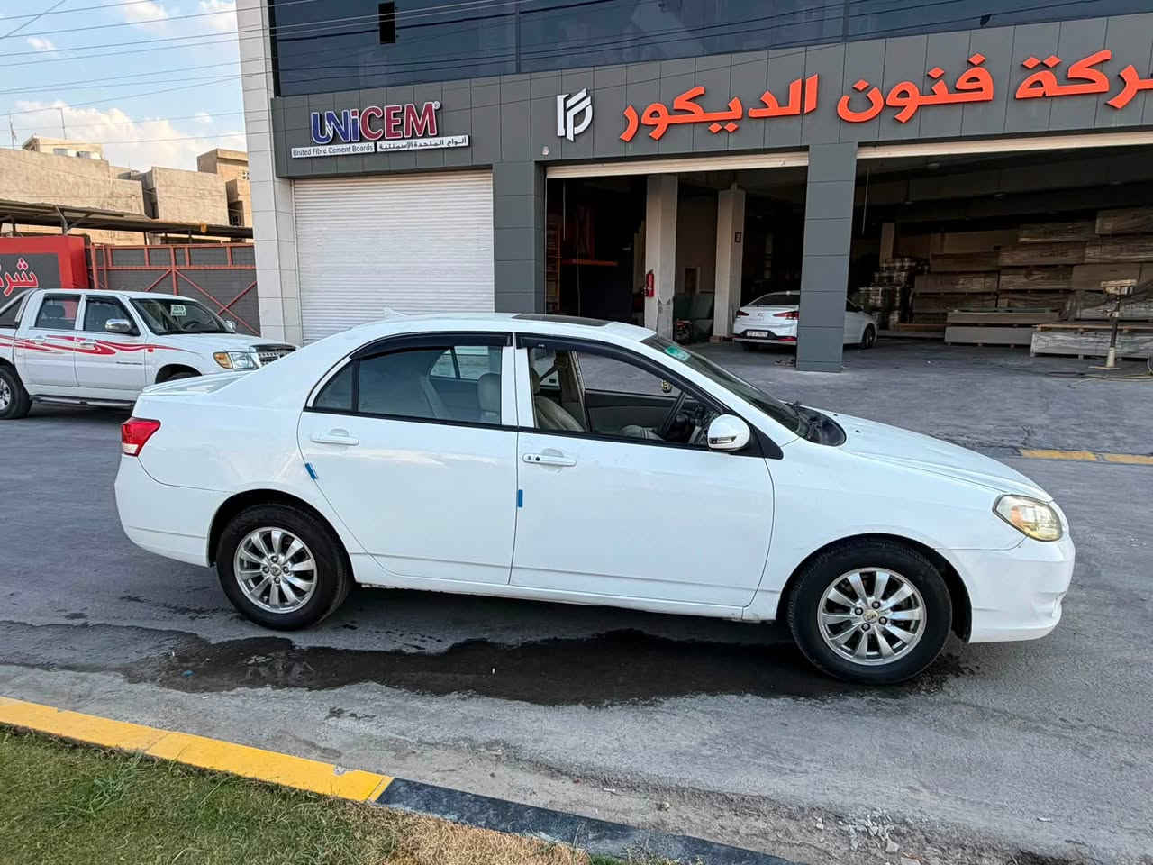 بي وأي دي موديل 2013 محرك والكير شرط فول فول بصمه سلايت كشن جلد تبريد شغال صبغ قطعتين باب  جامله بدون دواخل  طخم تاير جديد ورقم جديد سنويه ل 2031 شرط التحويل للستفسار ⬇️
***********📞
***********📞
