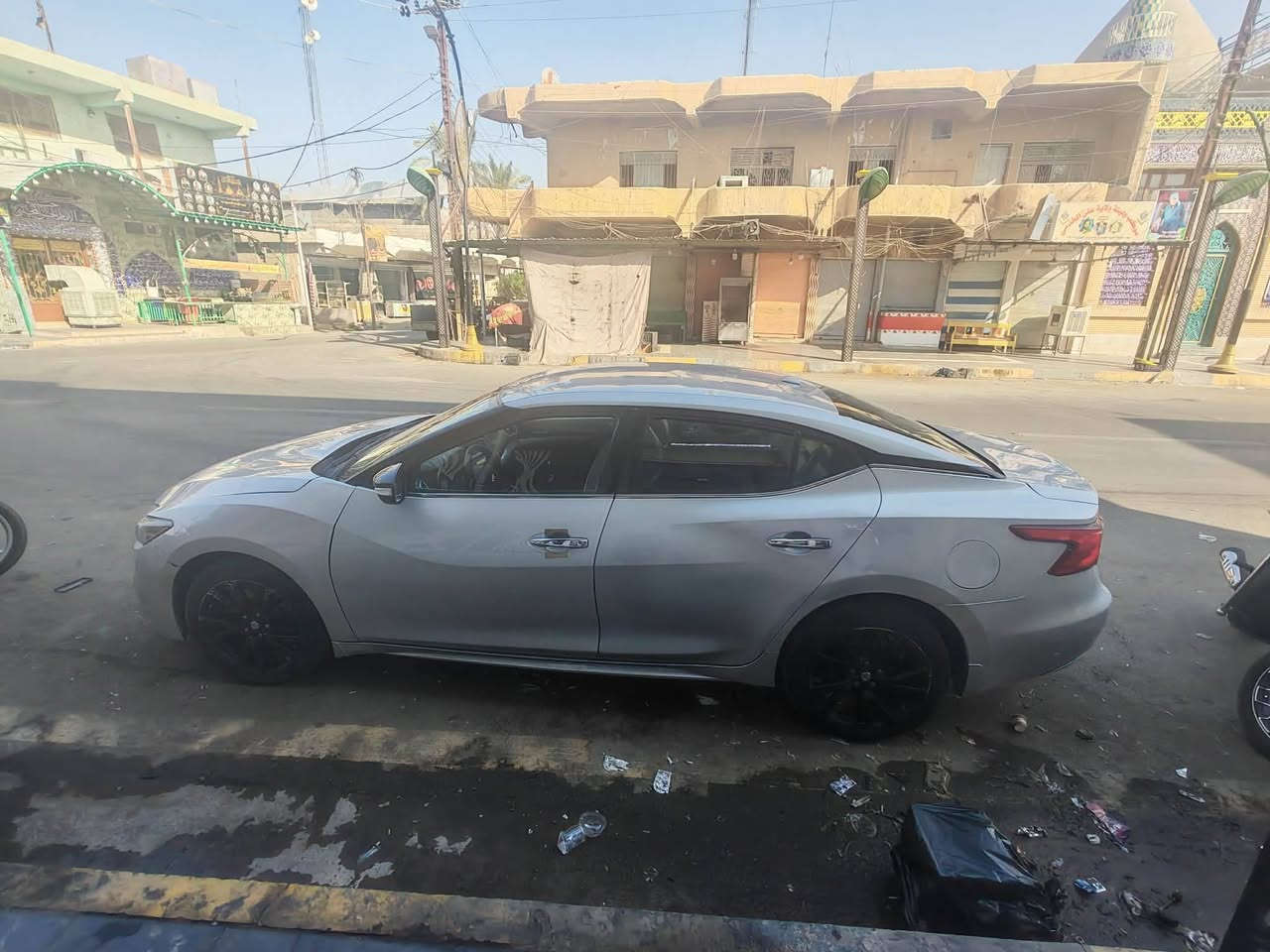 سلام عليكم 
نيسان مكسما ٢٠١٧ رقم أربيل الدولي بأسمي للبيع أو مراوس حسب القناعه  لسياره داخله كلين بل عراق صار بيه صبغ فقط بدون ضرر 
سياره حلوه وجاهزه 
فول مواصفات عده الفتحه 
مكينه كير مكفولات برغي ممفتوح بيه  
ب٩٥ وبيه مجال شي قليل 
عنواني صلاح الدين بلد 
***********
