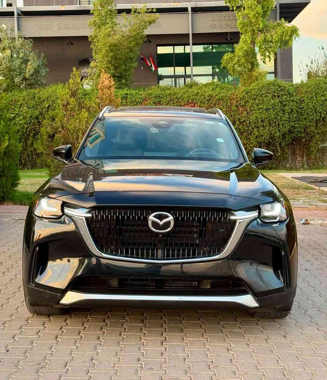 Mazda Cx-90 2024
PHEV Premium Plus

مازدا Cx-90 ٢٠٢٤
بلكن هايبرد بريميوم بلس
مواصفات فول فول بريميوم پلص
ماشي فقط 27 الف ميل
مواصفات 
Phev بلكن هايبرد
بانوراما ، فور ويل ، Face id ,داتاشو ، كيج الكتروني ، سماعه Bose , بصمة تشغيل ، ابواب بصمة ، بريك بسمه، سندوق كهرباء 
 كشنات جلد + كشنات تدفه تبريد ميموري  تبريد قطعتين  ABS,TC,navigation,wifi,GPS,Bluetooth,ECO,
شاشه كبير كاميرا 360 رادار 360 ، Auto Hold ، ٣ مود درايف Normal Sport Off-Road ، حساسات امامي خلفي 
لايت ليد زينون بگ لايت ليد
محرك ٢.٥  ٤ سلندر  تيربو شحن كهرباء بنزين

📍مكانه سليمانية
 بدون رقم تترقم شمالية

للستفسار :
‏Viber+Whatsapp
📞***********

MAZDA Cx-90 2024
 PHEV Premium Plus
مازدا CX-90 2024
مواسفات پڵەگین هایبرێد کارەبایی شەحن  بەنزین
Face id
بانوراما شاشه گه وره  5كاميرا  كاميراي 360 به سمه 
5 رادار  راداري 360 اميرجينسي بريك خه تي جاده
گيج الكترون بريك به سمه
كوشن جلد كوشن كاره با كوشن سارد و گه رم 
كوشن خزن شحن واير ليس
سوكان هيته ر 
ABS,TC,GPS,WIFI,NAVIGATION,Bluetooth,
ده بل اكسل AWD
راداري بيش و دوا لا ته نيشت حاسه ي بيش و دوا
تبريد مركزي پرده ي جامه ماني دواوه
لايت ليد و زينون عه ده سه ، جوله ي لايت له گه ل سوكان
مكه به ره ي boss  مكه به ره ي ناو صندوق
صندق كاره با 
ماوه ي روشتن ته نها ٢٧ هه زار
مه كينه ٤ بستون ٢.٥ تيربو پڵەگین

***********📞
شوين سليماني 
ژماره كاتي السليمانية, العراق
