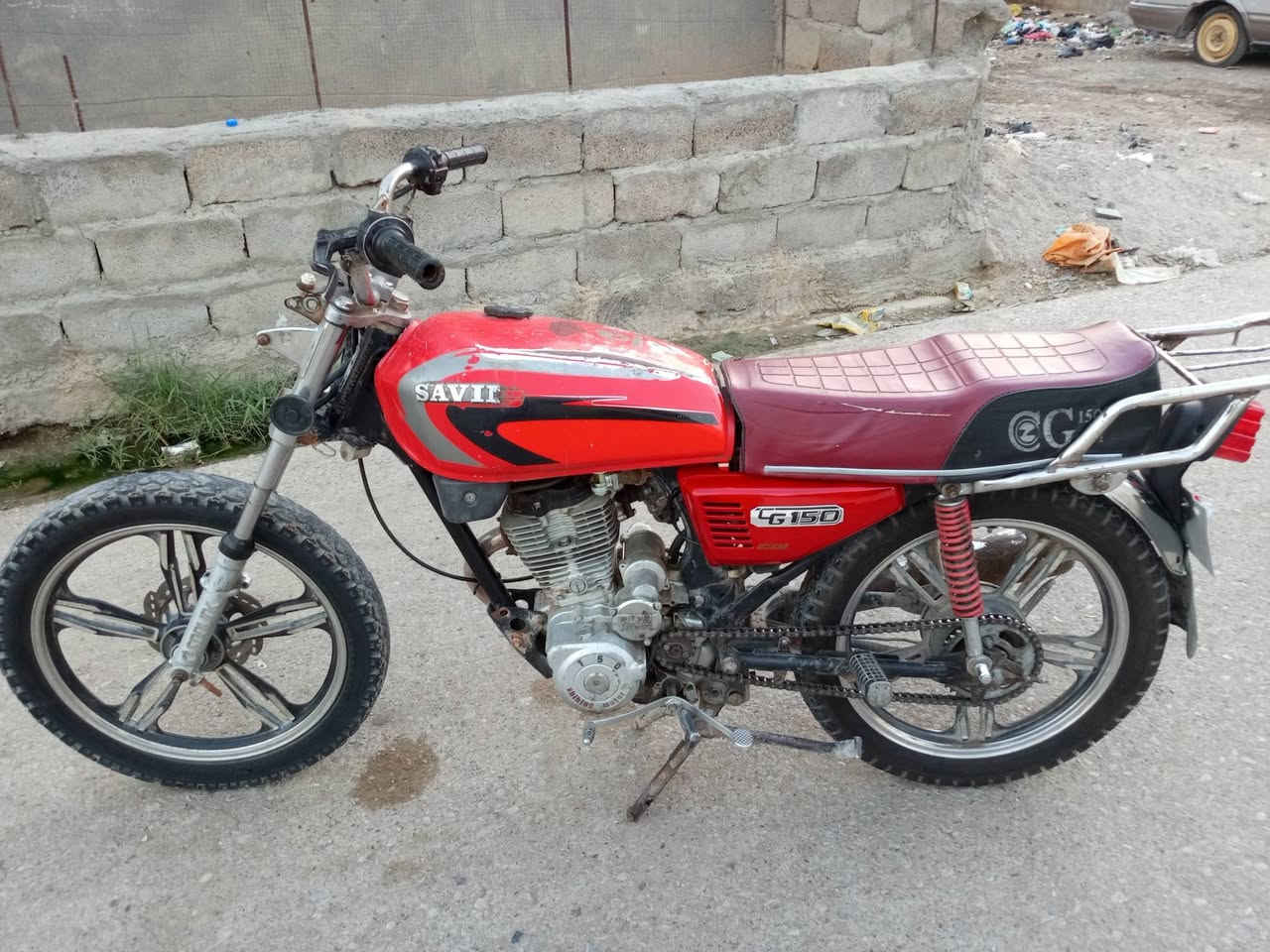 السلام عليكم دراجه للبيع شيفان موديل 20 ماكينه نظيفه لا تبخير ولا تنقيص دراجه خير من الله بيها شلع شك الكاع سعر الدراجه 225 وبيها مجال للطيبين العنوان ديالى تقاطع الساده رقم الهاتف ***********
