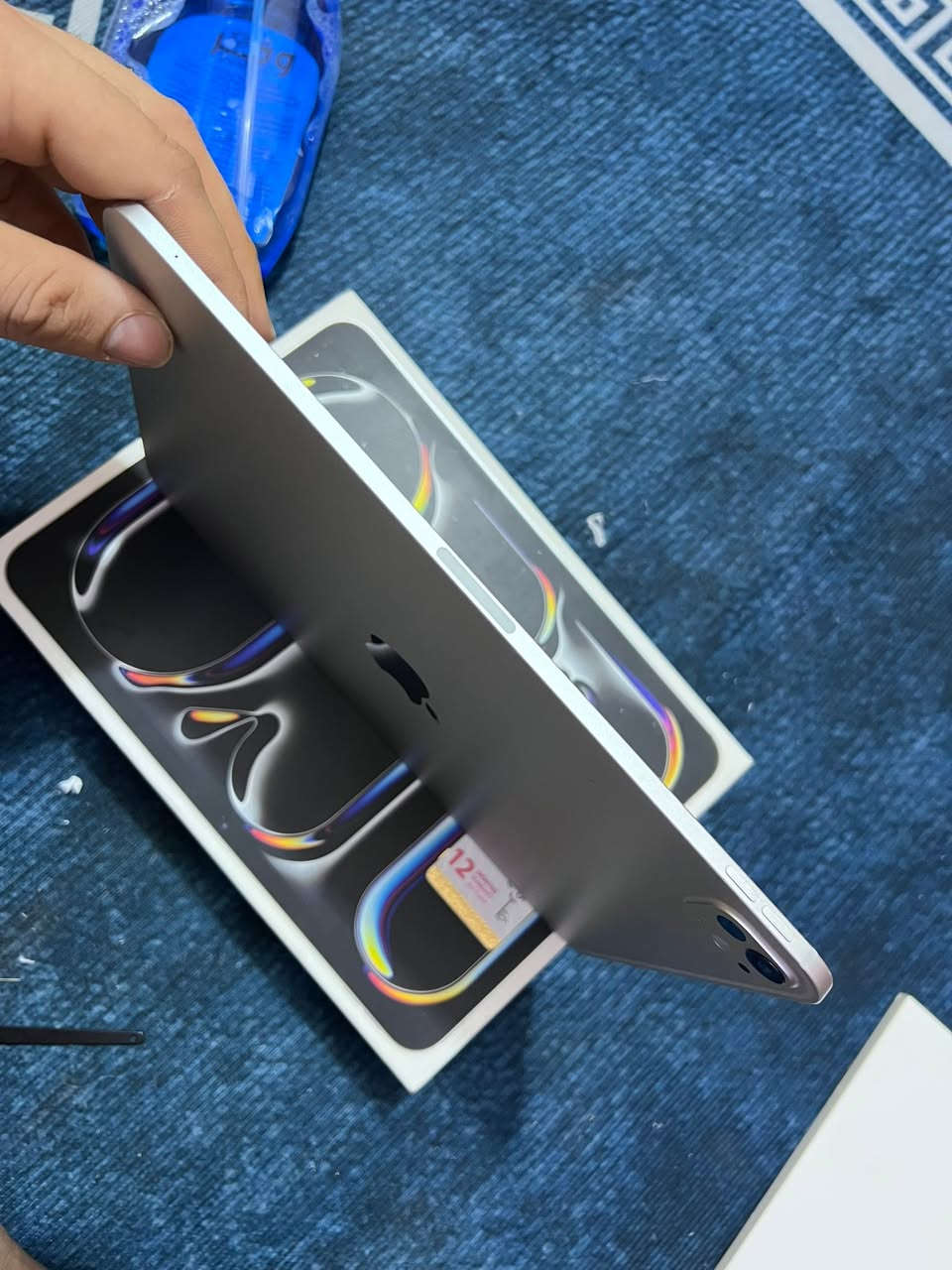 سلام عليكم iPad Pro 11-inch M5  ذاكره 256جهاز نضيف ستخدام شخصي بطاريه 94 للبيع سعره مليون و300 وبي مجال  مستعجل ع بيعه واتساب ***********

