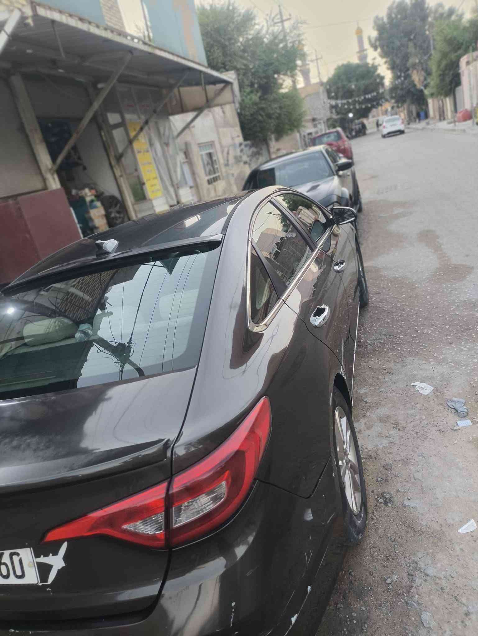 سلام عليكم سوناته مديل 16سياره بيه ت٣ قدع صبغ بدون داخل 
حداديه 80 بل ميه محرك كير جدد  سياره ما عايزه برغي سعر115 وبيه مجال مكان نجف كوفه مروس ترهم  حسب لقناعه ***********
