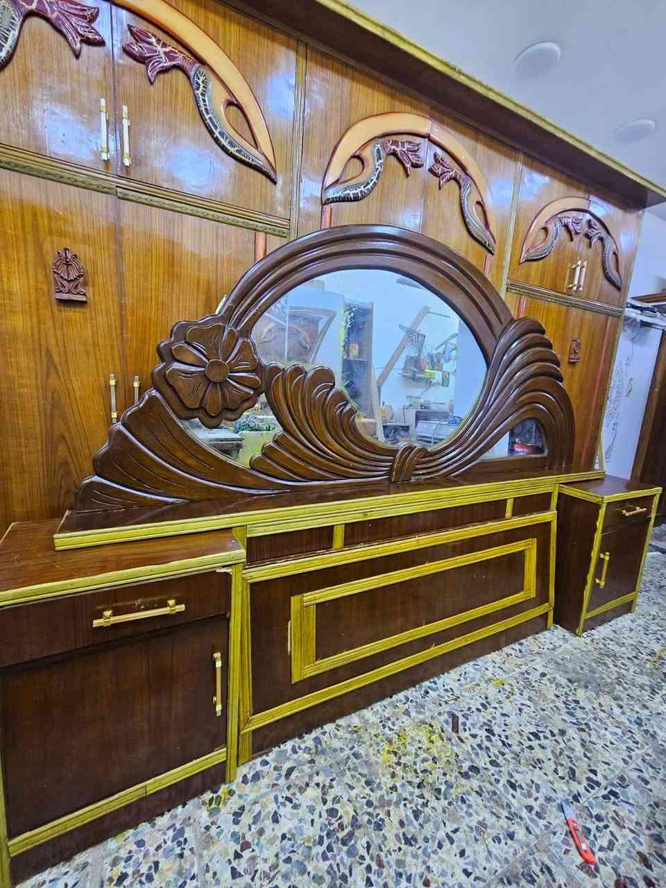 غرفة عراقيه صاج ست ملحق نظيفة وكل ضرر مابيهه جاهزة من كلشي وكل نقص مابية سعرة 450 وبية مجال بسيط مكاني شعب شارع صحه ديوان واكو توصيل داخل بغداد لاتصال واتساب فقط ***********
