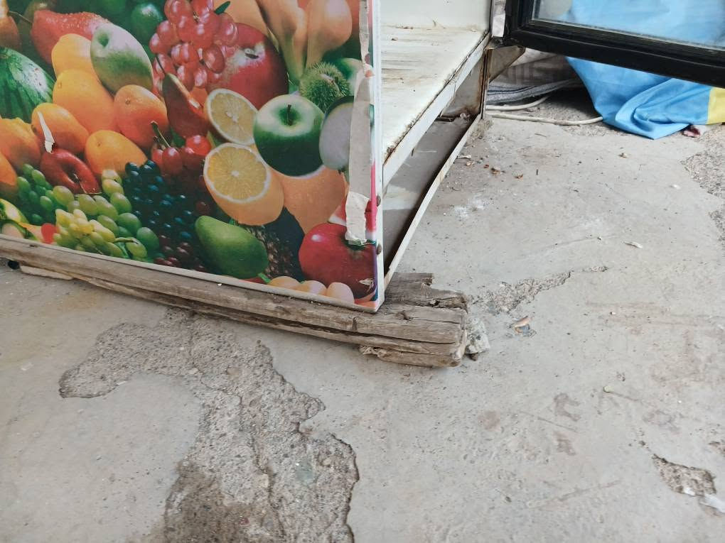 سەلاجەی تورکی 
تەنها رەفەکانی جوانین
بەشەرت ئیش دەکات
نەکراوەیە
نرخ:٢٠٠هەزار
شوێن:سۆران
گەیاندن هەیە
*********** أربيل, العراق
