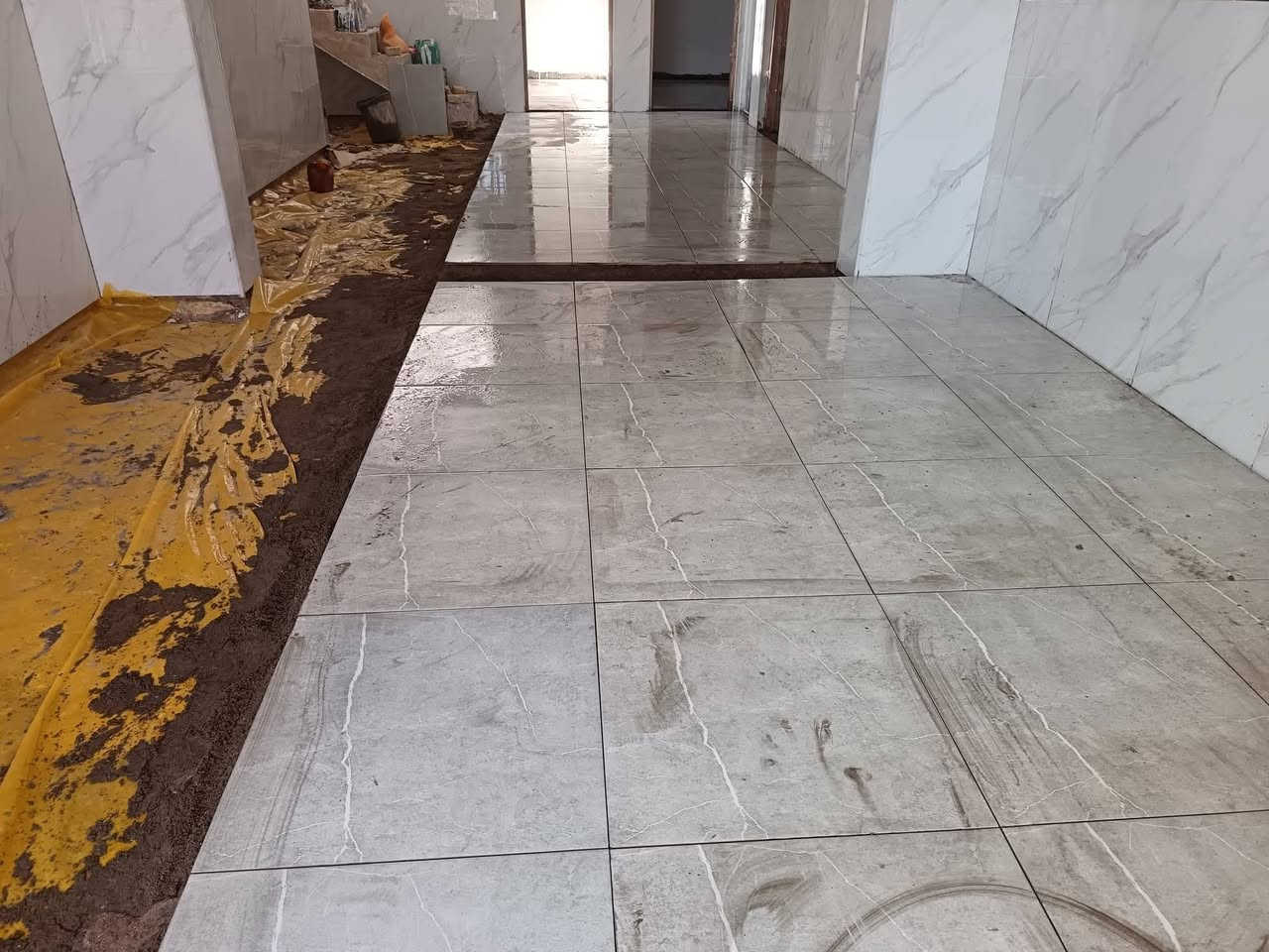 اسطة مناسب سراميك جداري وارضي واشتغل حجر ومرمر اطلع باليومية واكباله ***********
