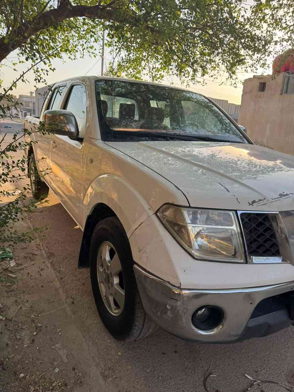 بيكب نيفارا  موديل 2008  مكفوله من الضربه  والصبغ رقم انكليزي مداور ثاني يوم مصفره ضربيه وغرامات 
كير ومحرك 3000 مكفولات 
حداديه جديده
تبريد شغال 
كهربائيات كلها تشتغل 
دواخل نضيفه كلش
طخم تاير جديد
ترايك وين ماتريد 
السعر  68 وبيه مجال 
مكان السياره الناصريه المركز
للاستفسار  ***********
