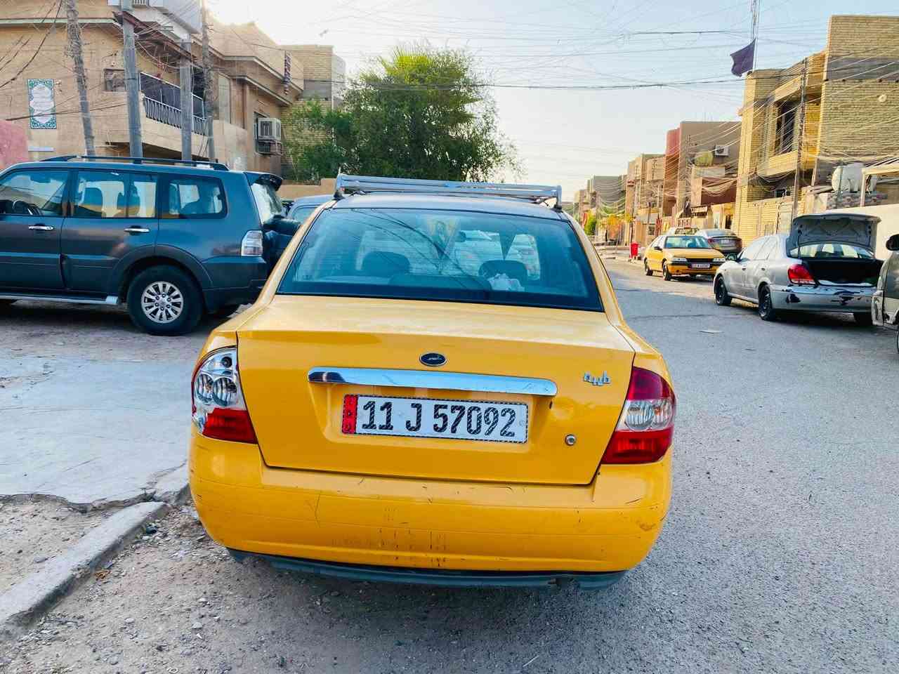 السلام عليكم 
سيارة واضحه بل صورة الضربات  
 تبريد شغل حداده نضيفه تخم تايرات
 سيارة كير مكينه خير من الله 
سيارة رقم بغداد أنكليزي تحويل مباشر 
عنوان البلديات تقاطع الكهرباء
رقم *********** بغداد, العراق
