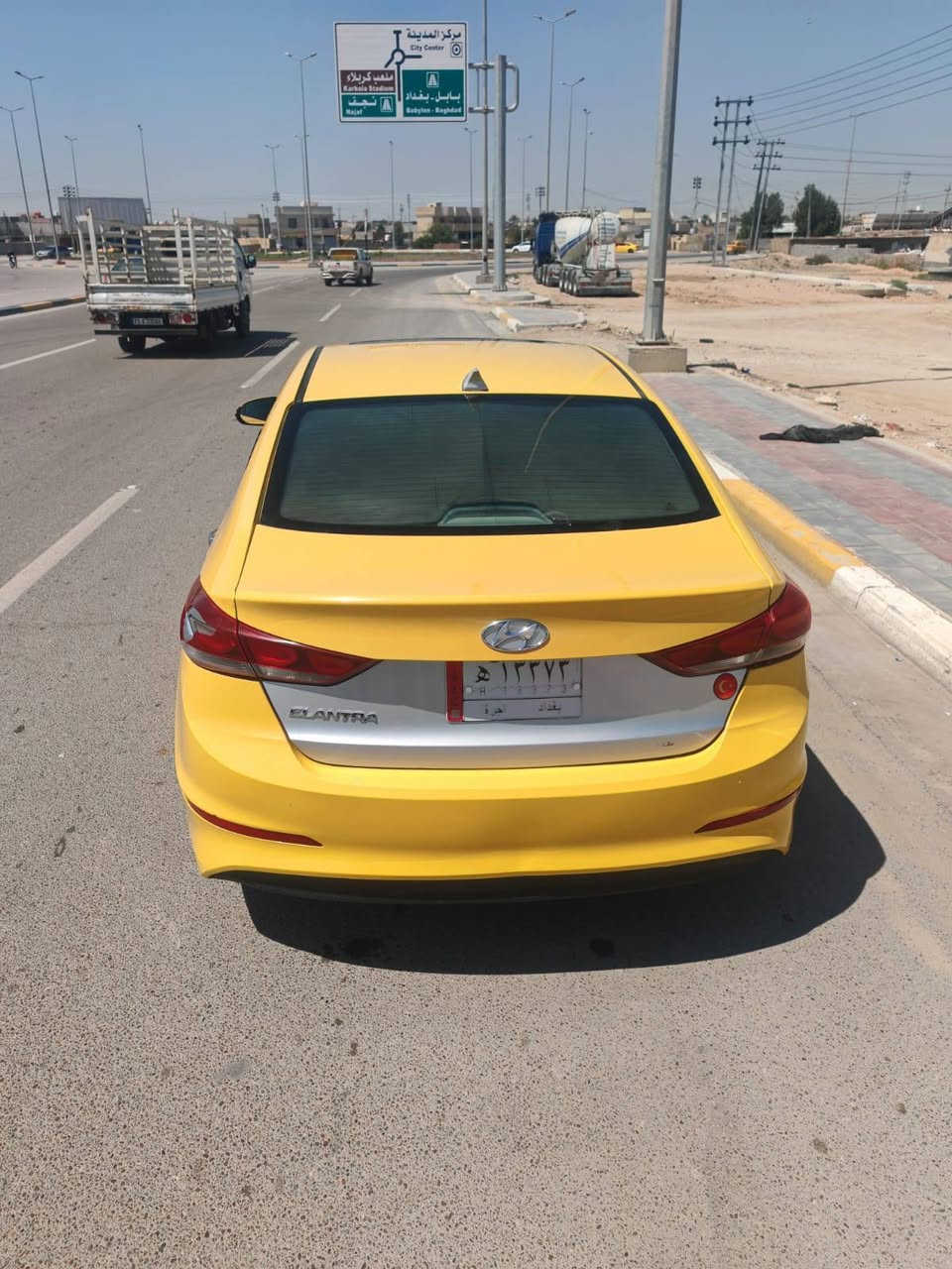 السلام عليكم.. النترا للبيع موديل 18 جاهزة للعمل كهربائيات كلها شغاله فول مواصفات. بانوراما. بصمه تشغيل. بصمه ابواب. رادارات. نقطه عمياء. اشاير بالمري. تحكم ستيرن. مكينه دوش 2000.كير ارتي. جاهزة من كلشي. تخم تاير. رقم بغداد تحويل ثاني يوم.. السعر 110وبيها مجال.. مكان كربلاء.. ***********

