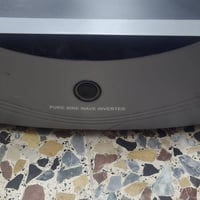 إنفرتر FAKBER • ١٥٠٠VA • شاحن NEXPEAK NC101