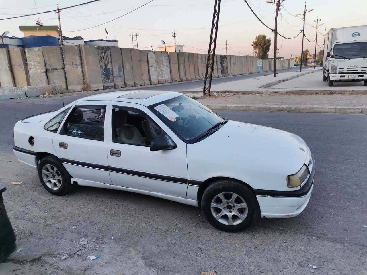اوبل فكترة حجم 20
موديل 94 رقم نينوى دولي بأسمي سنوية 2030
فول توماتيك بس كير عادي
كير محرك شرط تنتة سلايت بطاين جدد كشر كدام العين
مبدل سقف ضرر تحرير وصبغ جاملغات خلفية
شاشة كامرة اربع سماعات افانتي
سعر 27 ورقة بحك كاديت  بأسمي شرط التحويل فقط
***********
عنوانها ايمن يرموك
