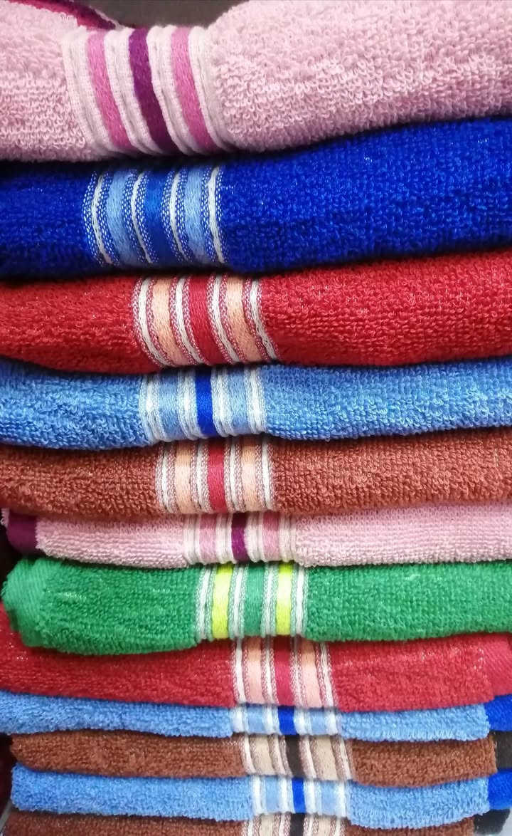 🔥🧺 عـــــرض خــــاص ومــــمــــيــــز 🧺🔥
🇮🇳 خاوليات مخطط – منشأ هندي ✨ جودة حلوة • شكل أنيق • سعر مناسب ✨
💥 أسعار العرض:
🟢 3 قطع فقط بـ 5,000 د.ع 🟢 6 قطع فقط بـ 10,000 د.ع 🟢 الدرزن 12 قطعة بـ 20,000 د.ع
🚚 التوصيل متوفر: 📍 كركوك فقط — 3,000 د.ع 📦 جميع المحافظات — 5,000 د.ع
━━━━━━━━━━━━━━
📍 موقعنا: كركوك | حي الأسرى والمفقودين 📌 قرب مول ما شاء الله
📲 للحجز والاستفسار واتساب: ***********
━━━━━━━━━━━━━━
🏠 السعيدي للمفروشات والستائر 👤 الإدارة / أبو محمد السعيدي
🔥 اختار الكمية اللي تناسبك… واطلبها الآن!
