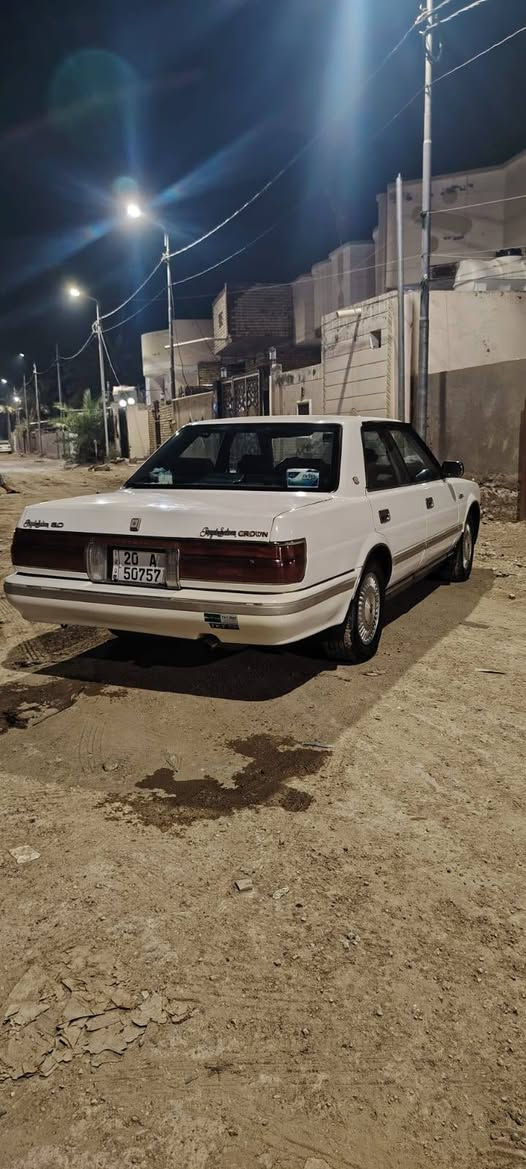 السلام عليكم للبيع هارتوب 1991 يسره بلادي السياره مكفوله من الصبغ ومن الكصه ومن نقل الجثه ومن العيب الشرعي ومن كلشي جاهزه محرك 2500 ديلكو القبق الاسود كير ومكينه كفاله جدد حداديه 90/100 كهربايات شغاله رقم ديالئ مشروع وطني مداور ثاني يوم السعر 72 بيها مجال حك الجيه مكان السياره الديوانيه قضاء عفك الرقم *********** /***********
