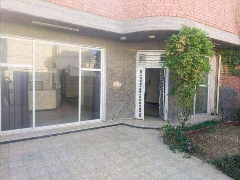 🏠دار للايجار مساحه ٢٠٠م طابقين يحتوي على اربع غرف وصاله وكليدور ومطبخ(حار/بارد) ومجمع صحيات وطارمه وحديقه

⁦^⁠_⁠_⁠_⁠_⁠_⁠_⁠_⁠_⁠_⁠^⁩⁦(⁠◍⁠•⁠ᴗ⁠•⁠◍⁠)⁩⁦(⁠◍⁠•⁠ᴗ⁠•⁠◍⁠)⁩⁦^⁠_⁠_⁠_⁠_⁠_⁠_⁠_⁠_⁠_⁠^⁩

🌎 الموقع  شارع 60 مقابيل المدهش 

⁦^⁠_⁠_⁠_⁠_⁠_⁠_⁠_⁠_⁠_⁠^⁩⁦(⁠◍⁠•⁠ᴗ⁠•⁠◍⁠)⁩⁦(⁠◍⁠•⁠ᴗ⁠•⁠◍⁠)⁩⁦^⁠_⁠_⁠_⁠_⁠_⁠_⁠_⁠_⁠_⁠^⁩

💸💰 قيمة الإيجار 500

‭

         ((مكتب عقارات الشمس مقابل المستشفى التركي))                         
                     
           📠 للاستفسار الاتصال او مراسله واتساب فقط

                           ***********📞

                          ***********📞

