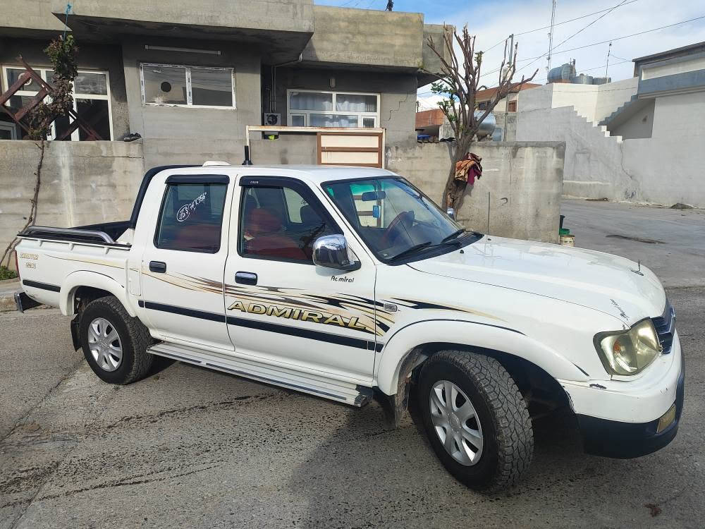 پیکاب ئەدمیڕاڵ مەنەفێست ئەسڵی کۆدیشی بۆکراوە مۆدیل ۲۰۰٨ کابرێتە بی بۆیاغ بێ چاڵ و شوخت چوار تایەی لۆک شتی وا باوەڕناکەم مابێ گشت گیانی بەشەرت گێڕ مەکینە کامل بەشەرت تەبرید لەسەر سویچ هەموو شتێکی بیلادی لەسەرە ۱٥۰ هەزار ڕۆشتوە ماڵی دۆست یەک ۲٥۰ مەسروفی نیە 
*********** 
*********** بشدار, السليمانية
