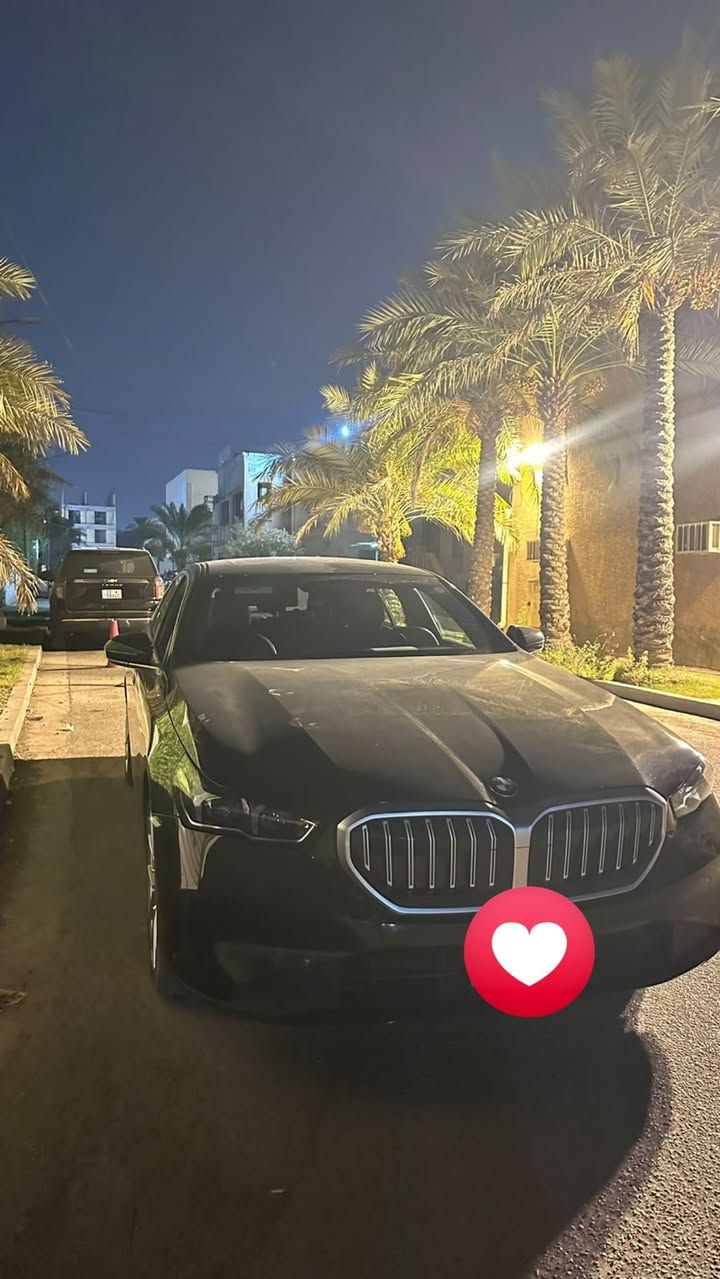 للبيع
BMW 530 i 

35000mil

2025 

المواصفات 

- داتاشو 
- ⁠خمس كامرات🎥
- ⁠فتحة سقف 
داخل اسود
ويل 21اينج
- ⁠بصمه تشغيل وابواب دخول ذكي 
- ⁠شاشة متصلة تدعم كار بلي 
- ⁠مخارج تكييف ذكية 
- ⁠انارة داخلية متغيرة 
- ⁠رادار امامي وخلفي وجانبي 
- ⁠حساس امامي وخلفي 
- ⁠كشنات جلد وتدفئة وتدفئة ستيرن 
- ⁠خزن ميموري 
- ⁠سستم صوت harmen karden
- ⁠ستيرن كهرباء 
- ⁠شحن لاسلكي 
- ⁠مود درايف 7
- ⁠مري شفط وقلاب ونقطه عمياء 
- ⁠انارة ترحيب 
- ⁠قفل وفتح عند الاقتراب 
- ⁠جنطه كهرباء ( تفتح بالقدم )
- ⁠لايتات داينمك اوتو 
- ⁠التحذير بالاهتزاز عند انعكاس المسار
طبعاً السيارة بيها هواي مواصفات وجديدة جداً بالعافيه الي تصير من نصيبة .

السيارة وارد امريكي كلين كفاله عامة
وكل صياناتها من دهن وباقي الامور في وكاله العروش في العرصات 

للتواصل على رقم هاتف***********
رقم اربيل
