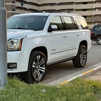 GMC ( امريكي  ) للبيع او مراوس حسب القناعة                    السيارة ...