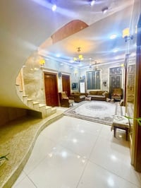 منطقة ٣٦ • ٢٠٠م • طابقين