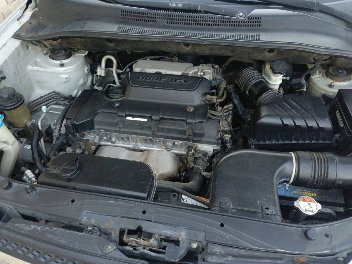 سلام عليكم سبورتج موديل 9 وارد كوري كير مكينه 200 مكفولات تبريد تخم تاير صدر خير من الله ساياره فول شاشه مري شفت  كشنات جلد تدفئه السياره اربع قطع صبغ بدون دواخل السعر 93 وبيهه مجال مراوس حسب القناعه مكان السياره بغداد رقم الهاتف ***********
