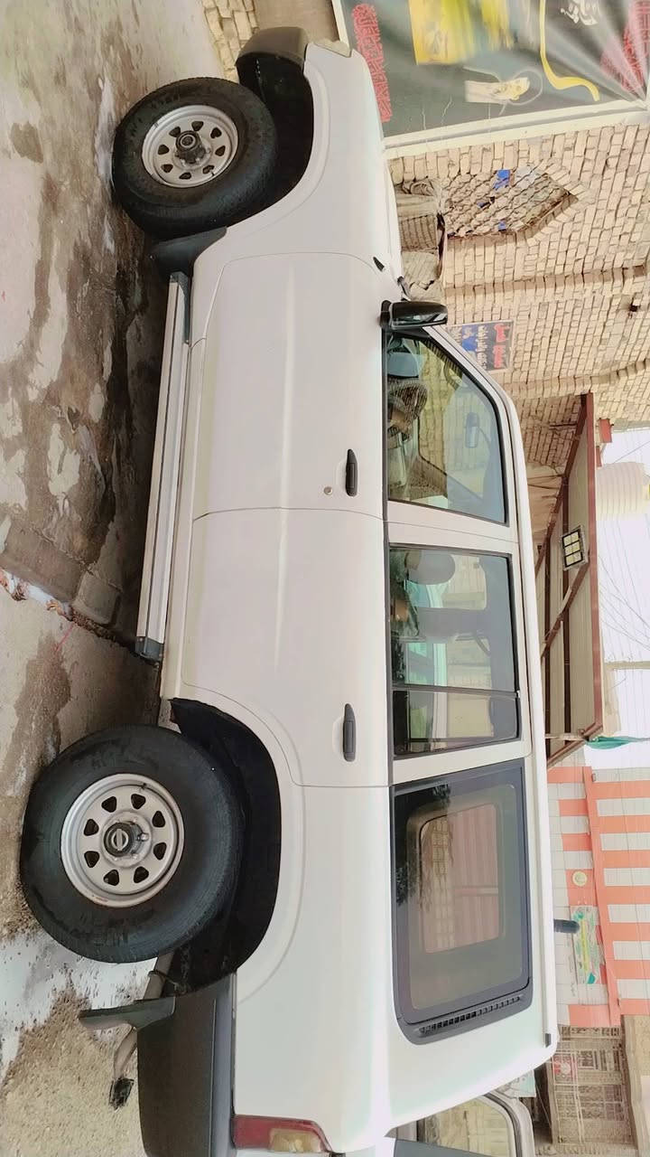 السلام عليكم نيسان باترول لبيع السياره غاز بانزين السنويه لحد ناهيت 28 بسمي السنويه مكان السياره َميسان موديل 2001 السعر110 رقم ***********
