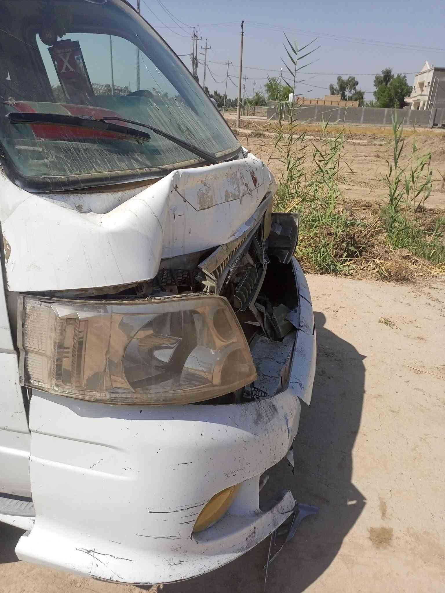 السلام عليكم للبيع فتون 2011رقم قادسيه احمر مصفره هيأه ومرور وضريبه سياره بلاديه لاصبغ ولاضرب بس هاي الي بالبنيد تحويل ثاني يوم سياره بيها ضربه بالبنيد ابيع على ضربتها ماواصله للتكم ولاشاصي رقم شاصي موجود و واضح مكاني بابل الكفل السعر 23وبيها مجال ***********
