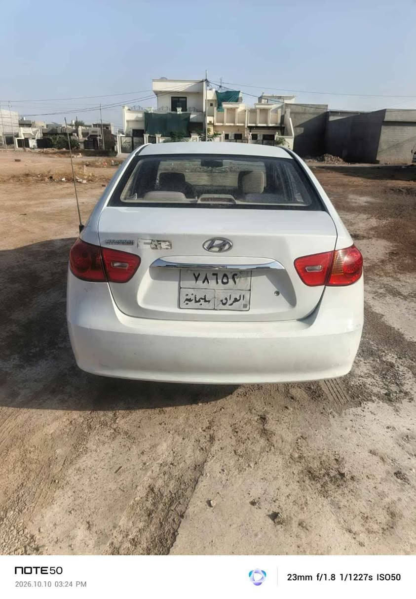 النترا • ٢٠١١ • على قطع
