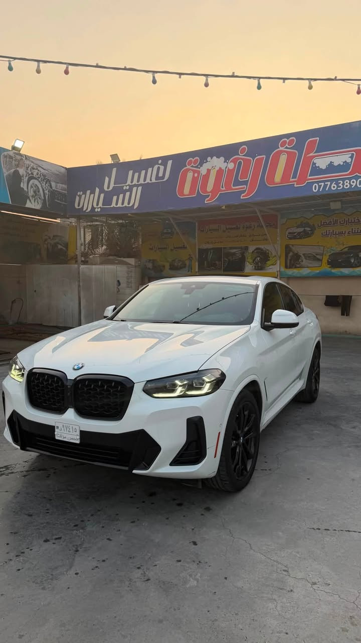 سلام عليكم للبيع فقط 
X4  
مديل 23 سياره معروفه مواصفاتها 
سياره جديده ع وضع الشركة
حادثها غرق شي بسيط كلش تعتبر كلين 
بدون تبديل اي قطعه مكفوله من كولشي 
بدون رقم 
مكاني كربلاء 
سعر ٣٨ اي استفسار ***********
