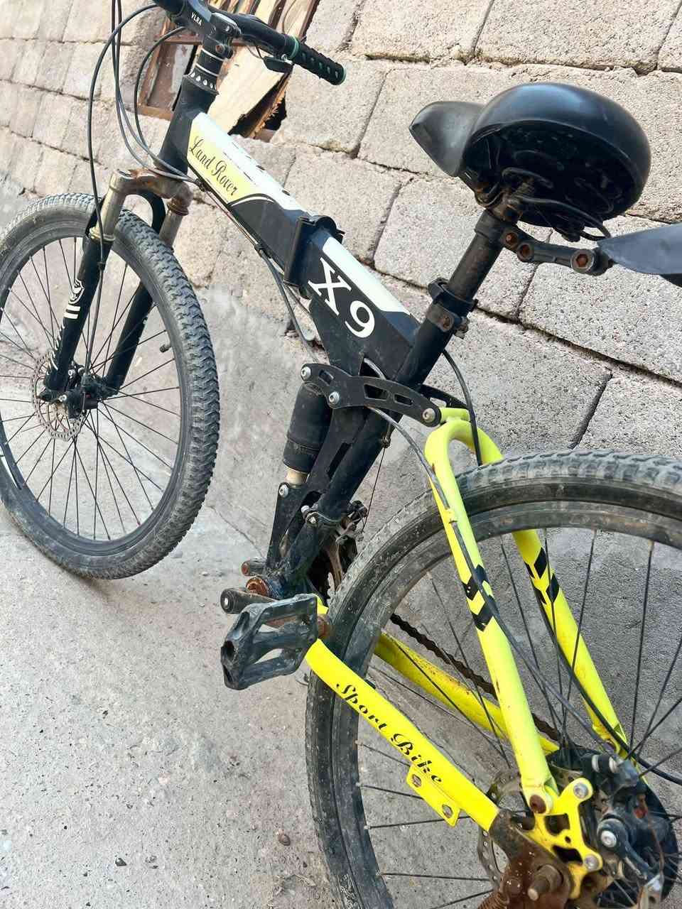 السلام عليكم ورحمة الله وبركاتة
🚲 بايسكل جبلي Land Glory X9 للبيع
مناسب للشارع والاستخدام اليومي و مستعمل 
- السعر: ٩٥ بي مجال 
📍 المكان: البصرة- خور الزبير-شارع علي مفتاح-مطعم الجوادين
📞 للتواصل: [*********** رقم هاتف] واتساب

