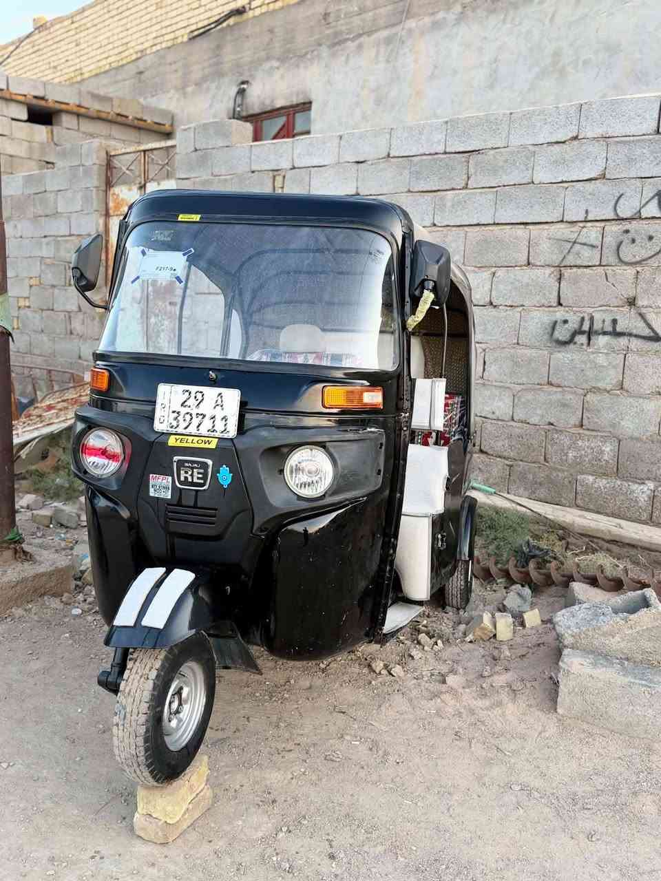 سلام عليكم مكلف بنشر
تكتك البيع رقم واسط موديل 22 
***********
