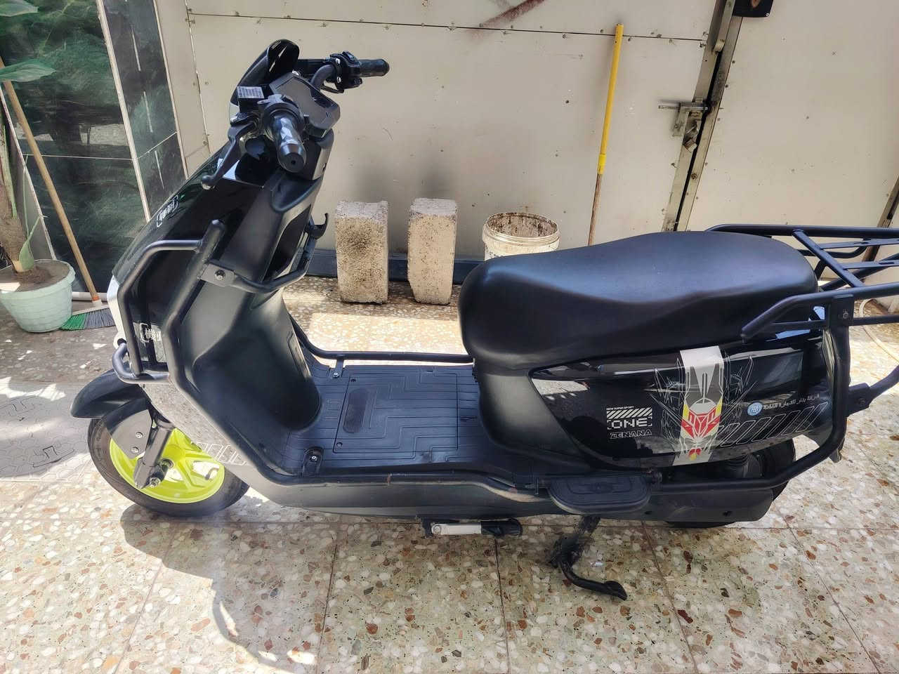 دراجه سكنس موديل 26 6بطاريات دبل استخدام شي قليل بريكات هيدروليك اشاير دبل اشاره دبل استان لايت عالي ناصي 4 سرع سرعته 130 اي نقص مابيها سعر 700 بيهه مجال مكاني بغداد ابو غريب قرب السوك ***********
