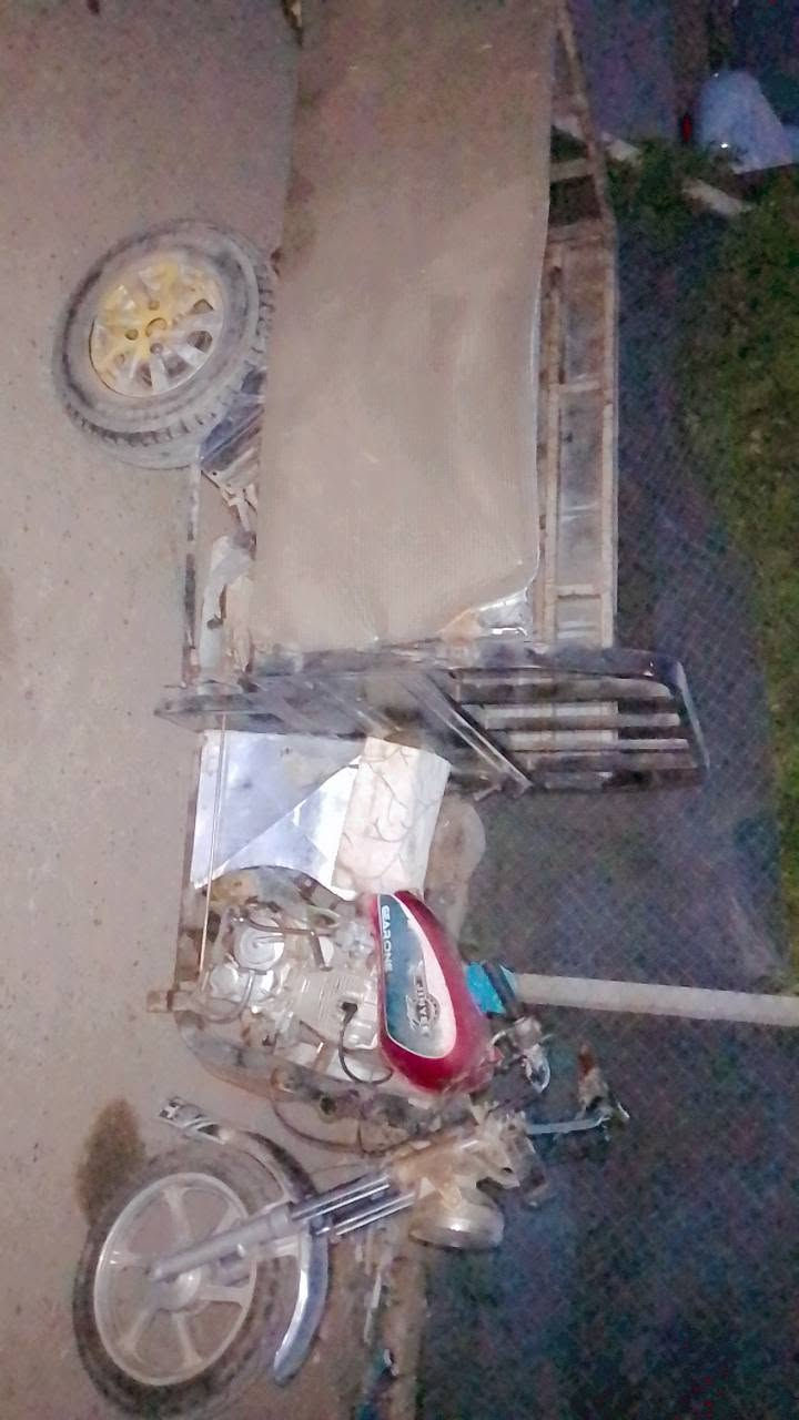 ستوته للبيع موديل ١٦محرك 20ستوته شوفت عينك مال شقل اطلع  شرط نص هندر تشتقل ستوته مال شقل ركبه شاصي اكسن كله شرط  سعر 600 مكلف بل نشر مكان حي العسكري شركه طارق خابر ودلل ***********
