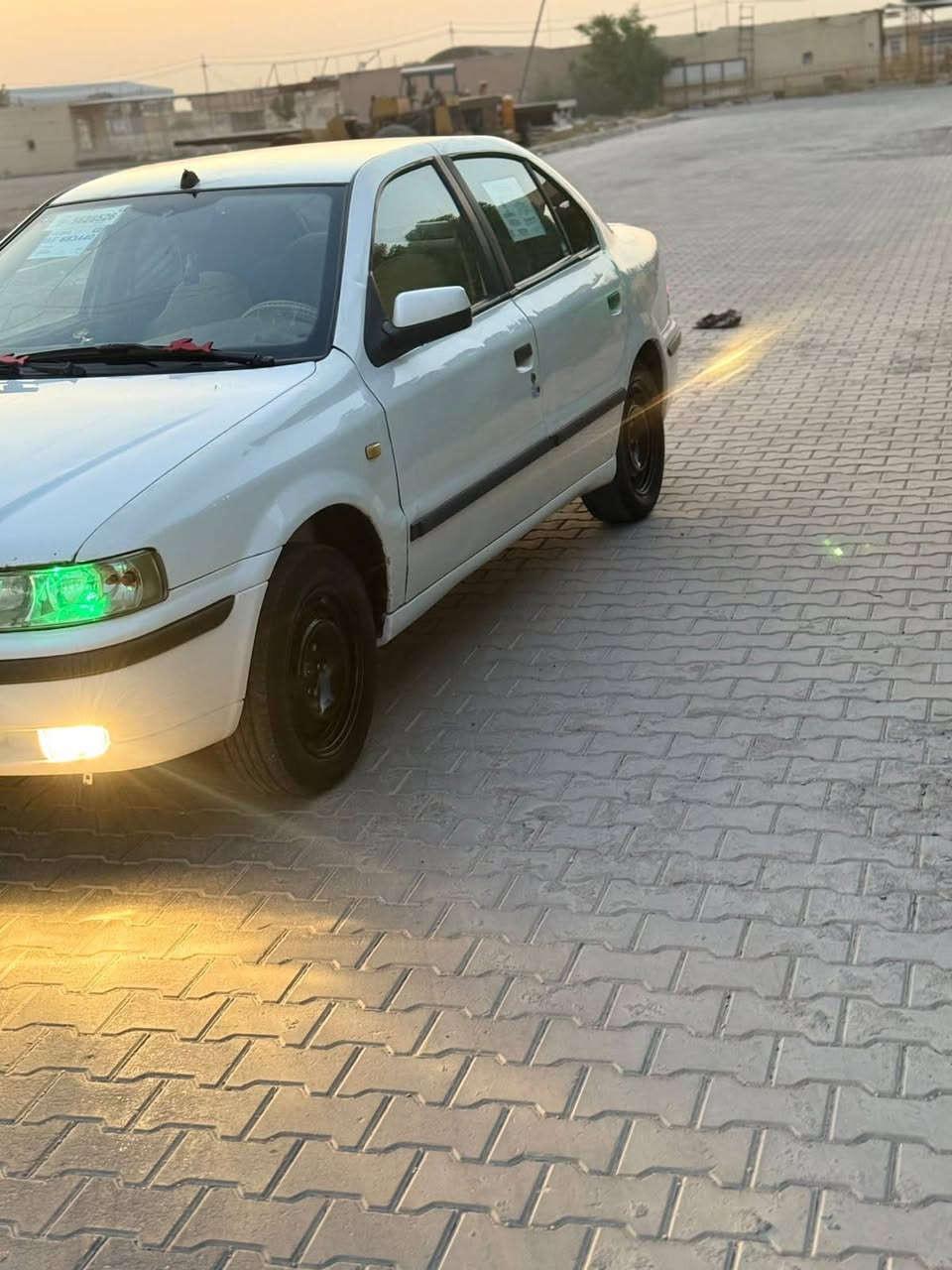 سلام عليكم سمندموديل ٢٠١٢السياره خير من الله مكينه كير حداديه سياره جديده خير من الله تخم تاير جديد سياره كفاله ماعده هللت خلفيه فقط سعر ٤١وبيهه مجال مكلف بل نشر مكان السياره نجف ***********
