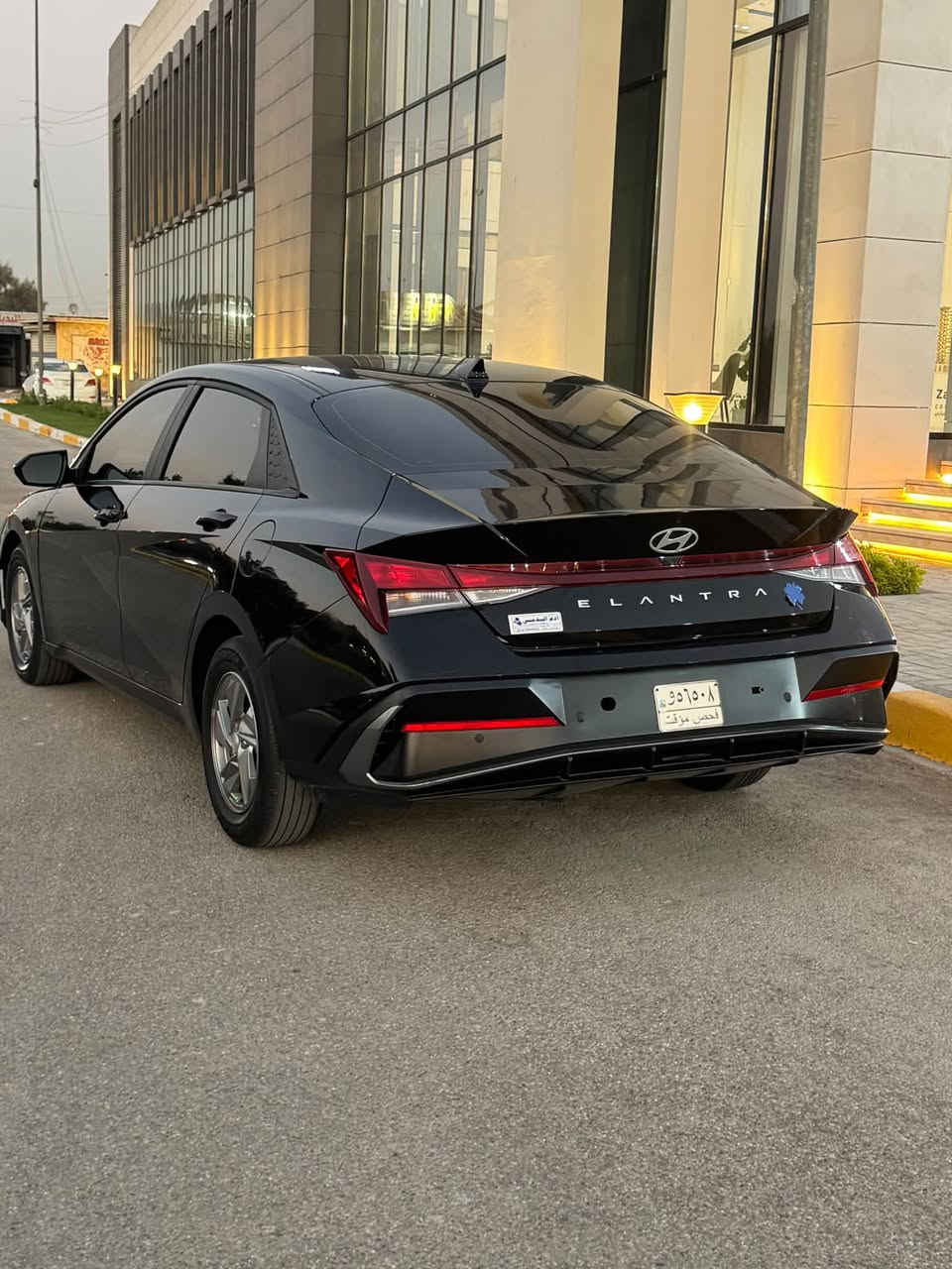 النترا 2025 وارد امريكي بدون رقم حادث جاملغ امامي وربع الباب بدون دواخل صور حادث مرفقة السياره جاهزه مابيها أჂ̤ نقص مكاني بغداد ***********
