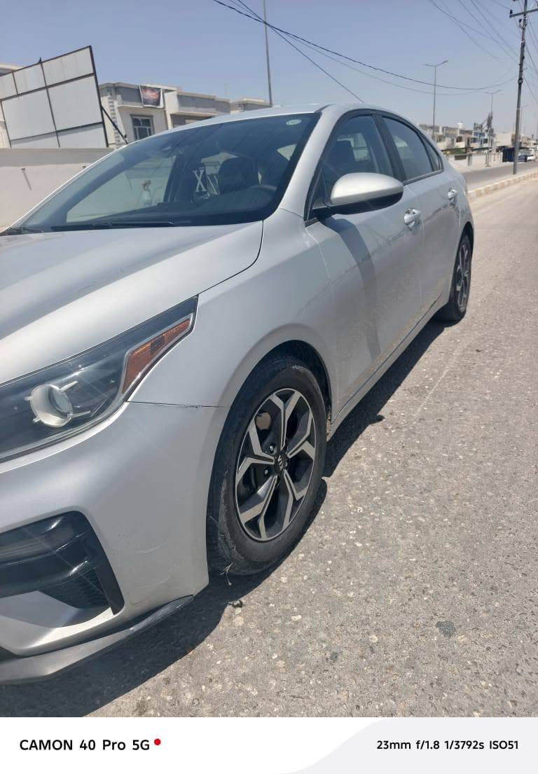 🚘 سيارة فورتي موديل 19
💰 السعر 120
📍 المحافظة النجف 
📞 رقم التواصل ***********

تفاصيل اكثر (السيارة لا تبديل لا صبغ فقط بارد والسونار موجود )

نص مكتوب في الصور:
- CAMON 40 Pro 5G 23mm f/1.8 1/3555s ISO50
- CAMON 40 Pro 5G 23mm f/1.8 1/3923s ISO50
- CAMON 40 Pro 5G
- 23mm f/1.8 1/3792s ISO51
- CAMON 40 Pro 5G 23mm f/1.8 1/2473s ISO51