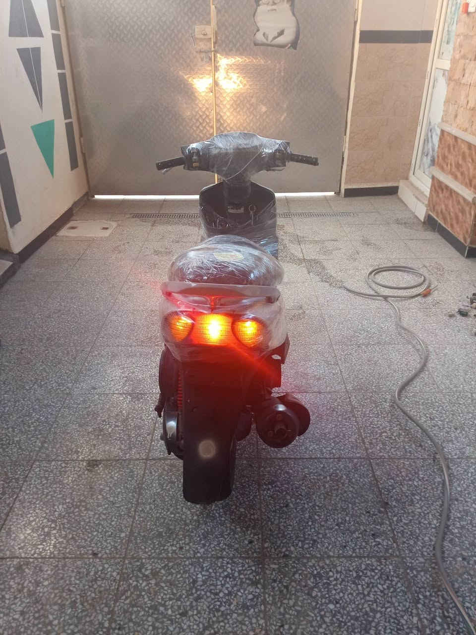 ماكس ياباني نضيفه ختم واحد وي المكينه بلاديه 🛵
نكره سلف هندر كهربائيات كلها شغال ابلاديه 🎉

جيب فيتر وفحص مابيها نقص اوراقها كامله 

شلعه ومعدل قوية هاون 🎉 تايرات جدد دهن جديد 

عنوان بغداد كفائات العبيدي *********** 📞
